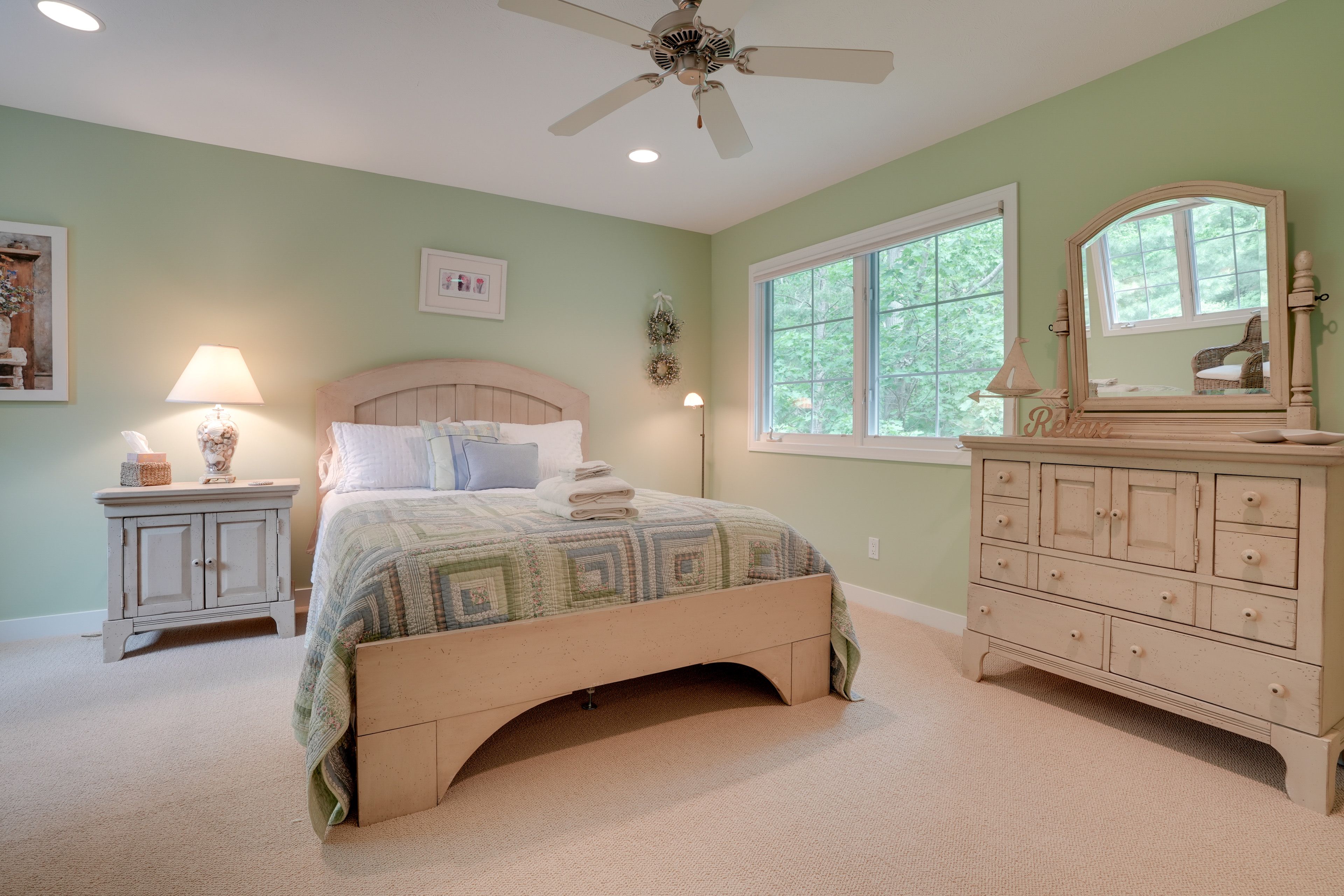 Bedroom 2 | Queen Bed | 2nd Floor