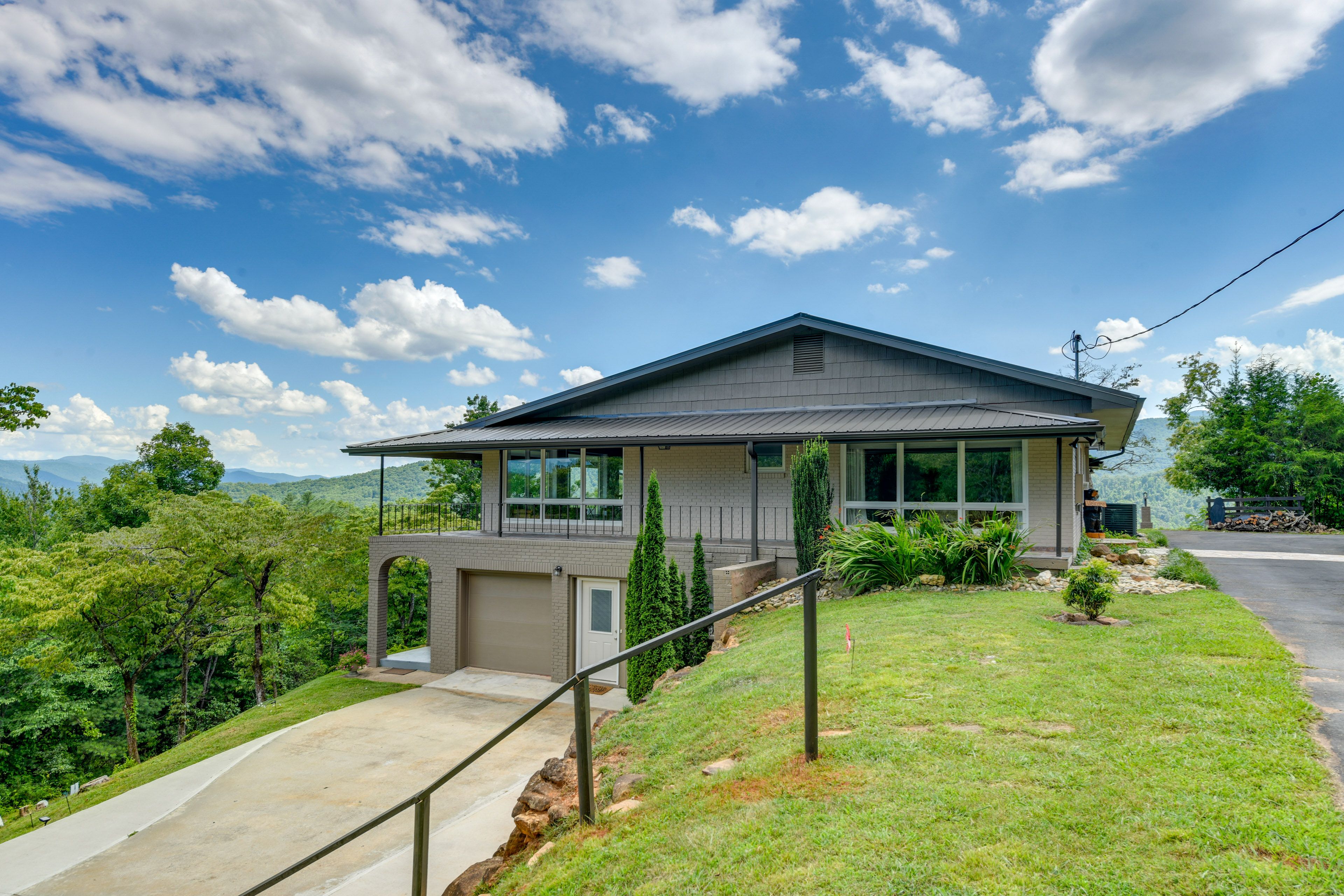 Exterior | 2-Story Home