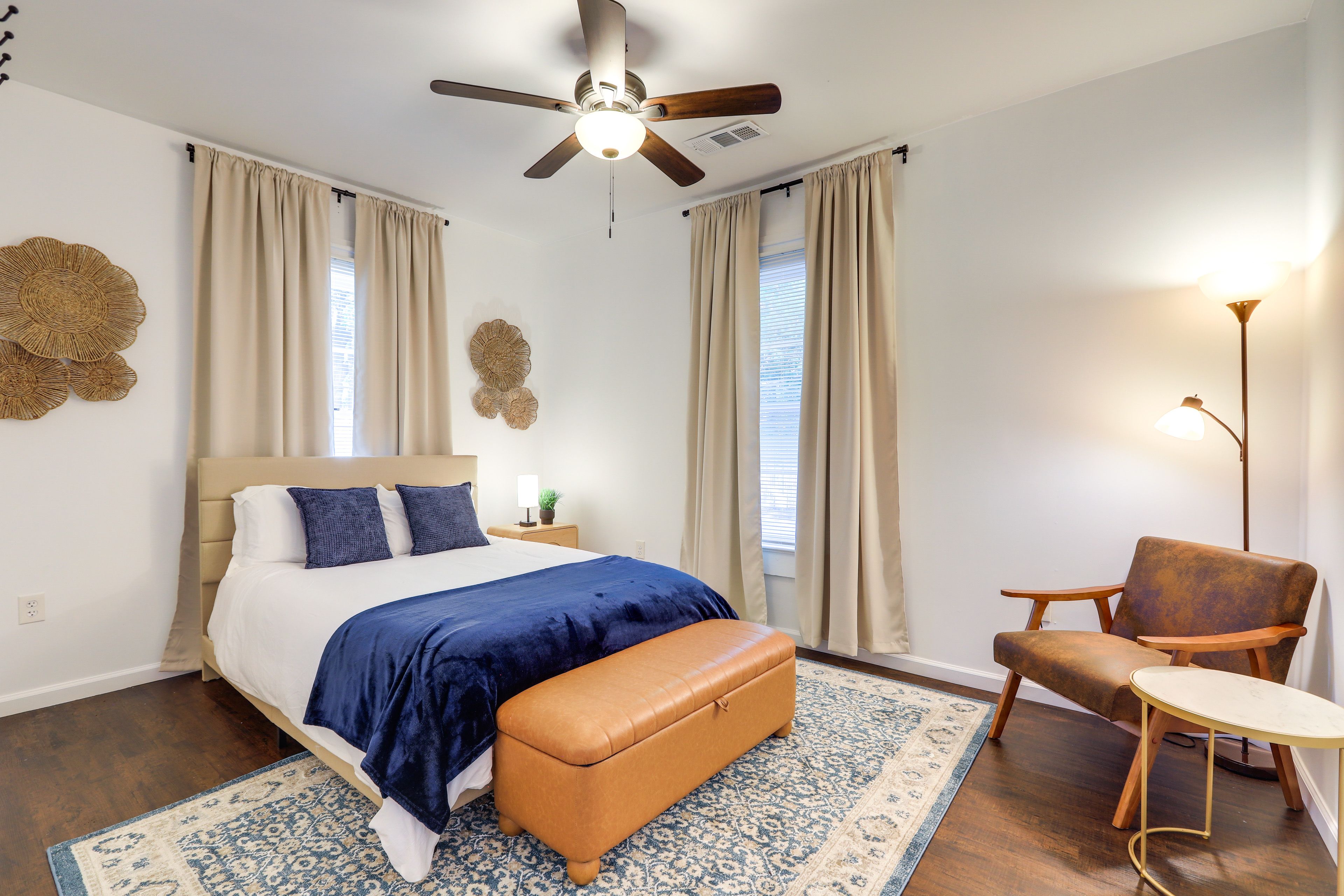 Bedroom 4 | Queen Bed