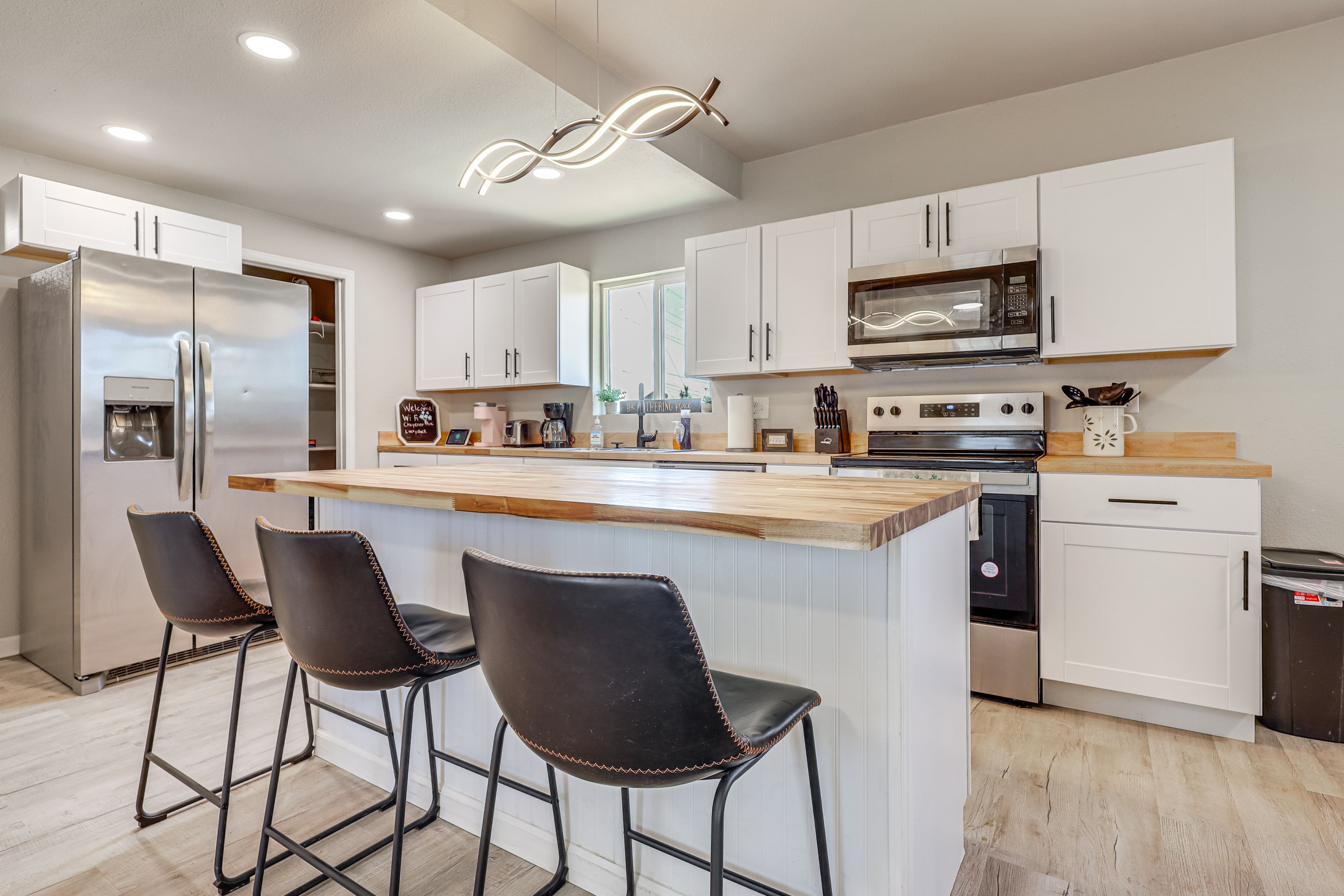 Kitchen | Dishwasher | Main Level