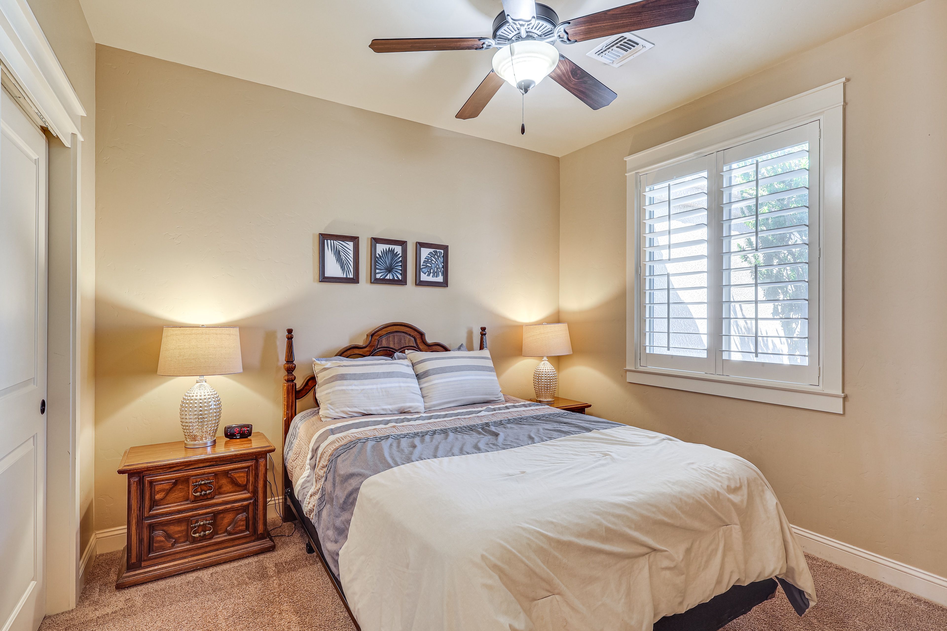 Bedroom 3 | Queen Bed
