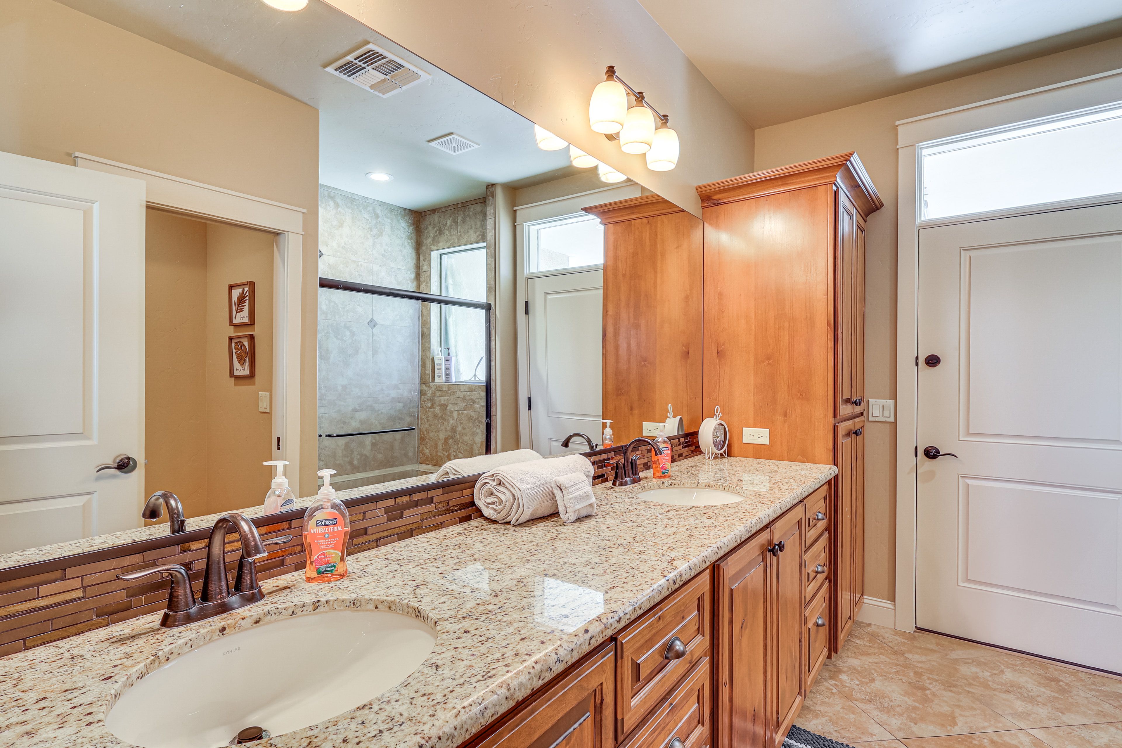 En-Suite Bath