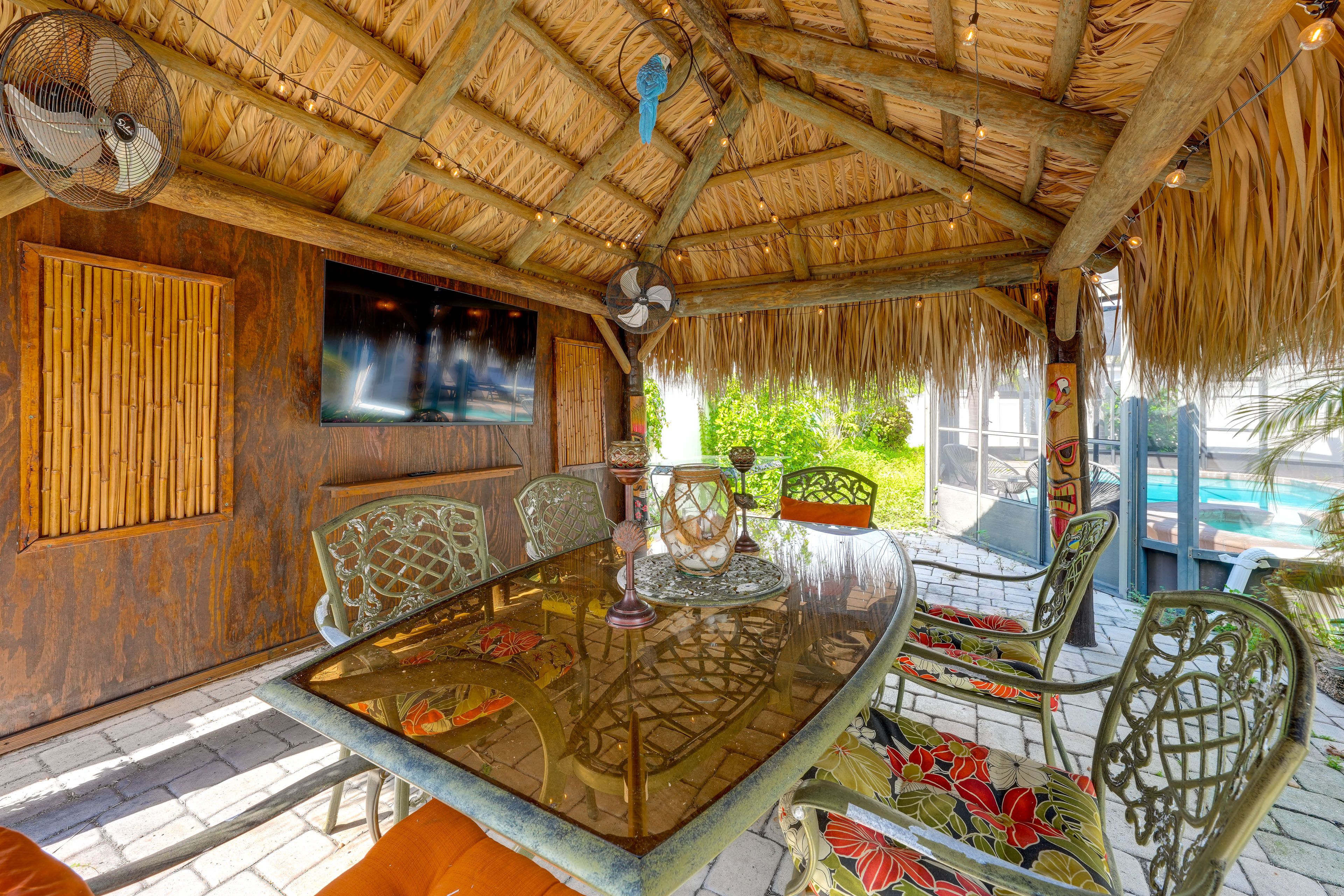 Tiki Hut Area
