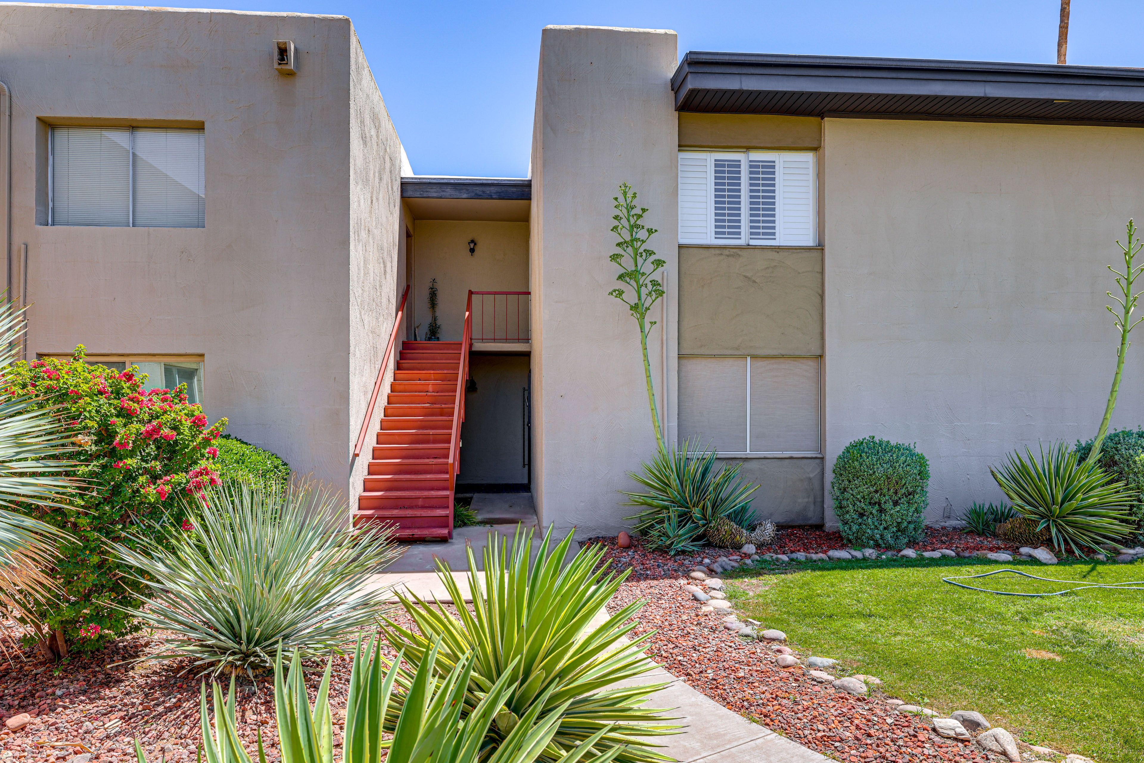 Exterior | Step-Free Access