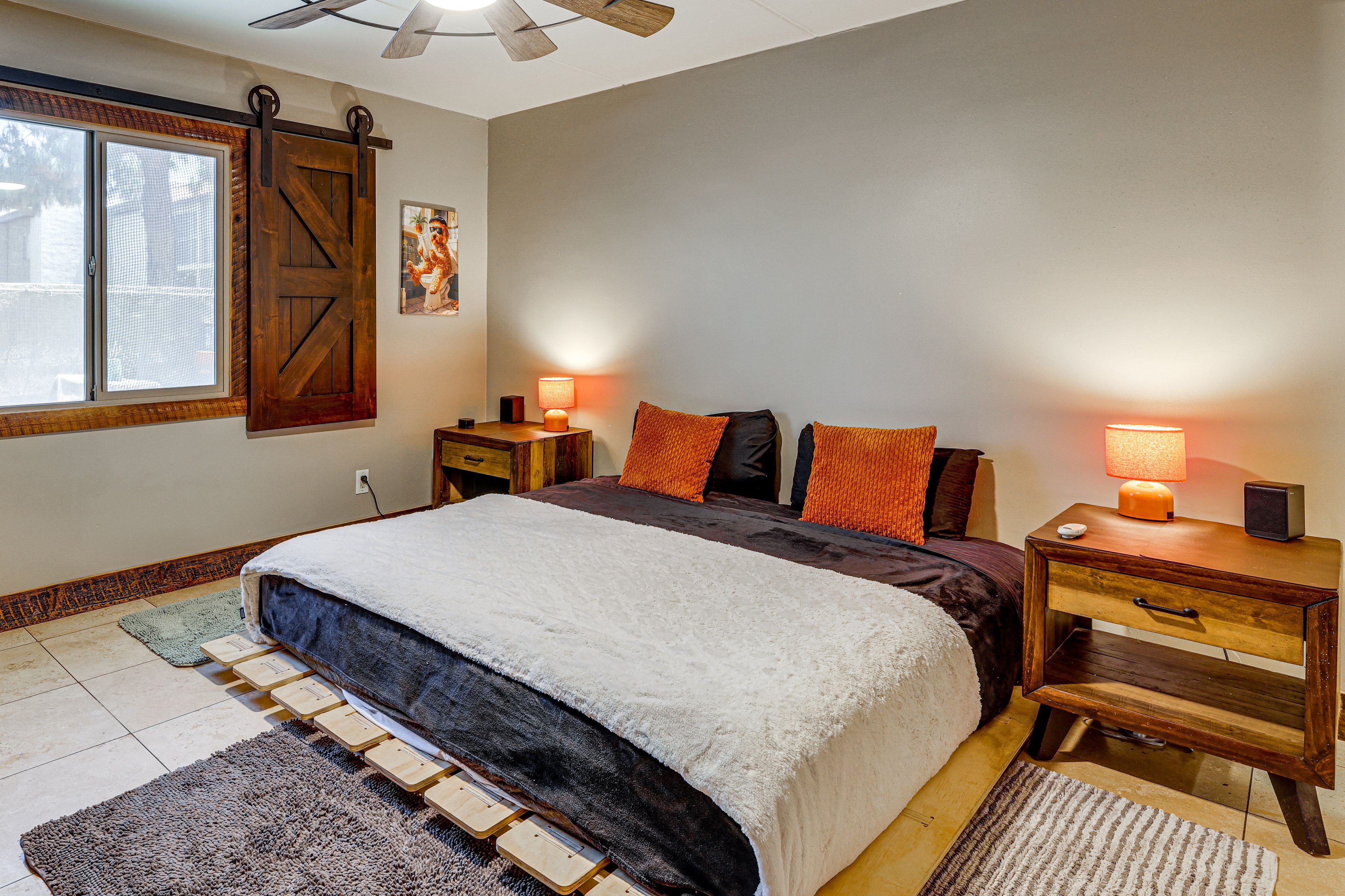 Bedroom 2 | King Bed | En-Suite Bathroom