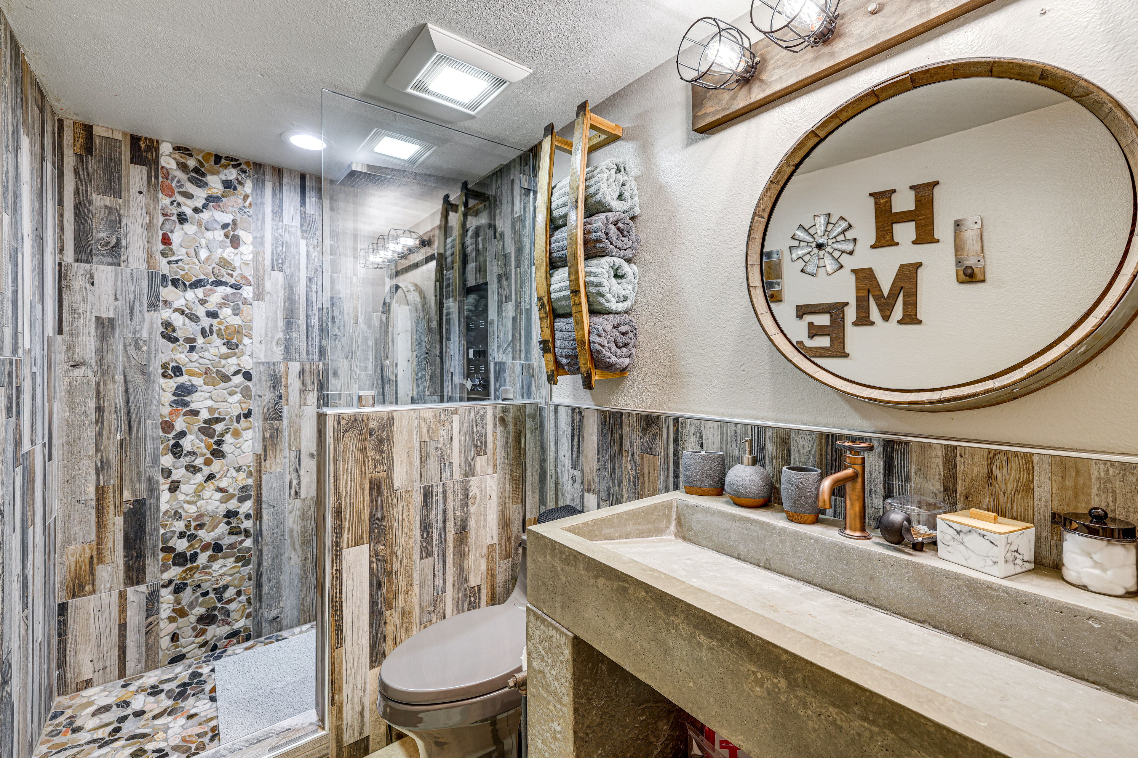 En-Suite Bathroom