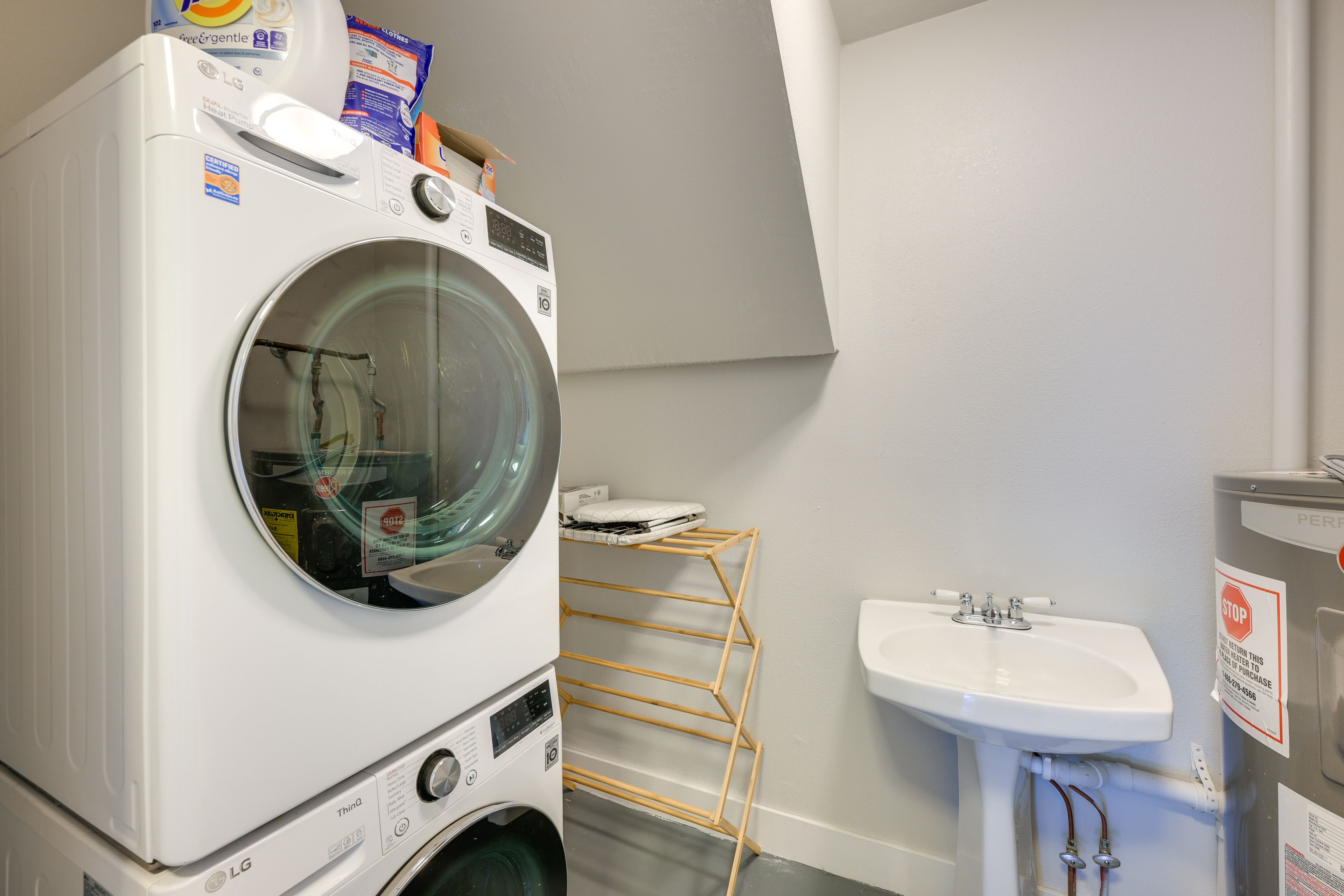 Washer & Dryer