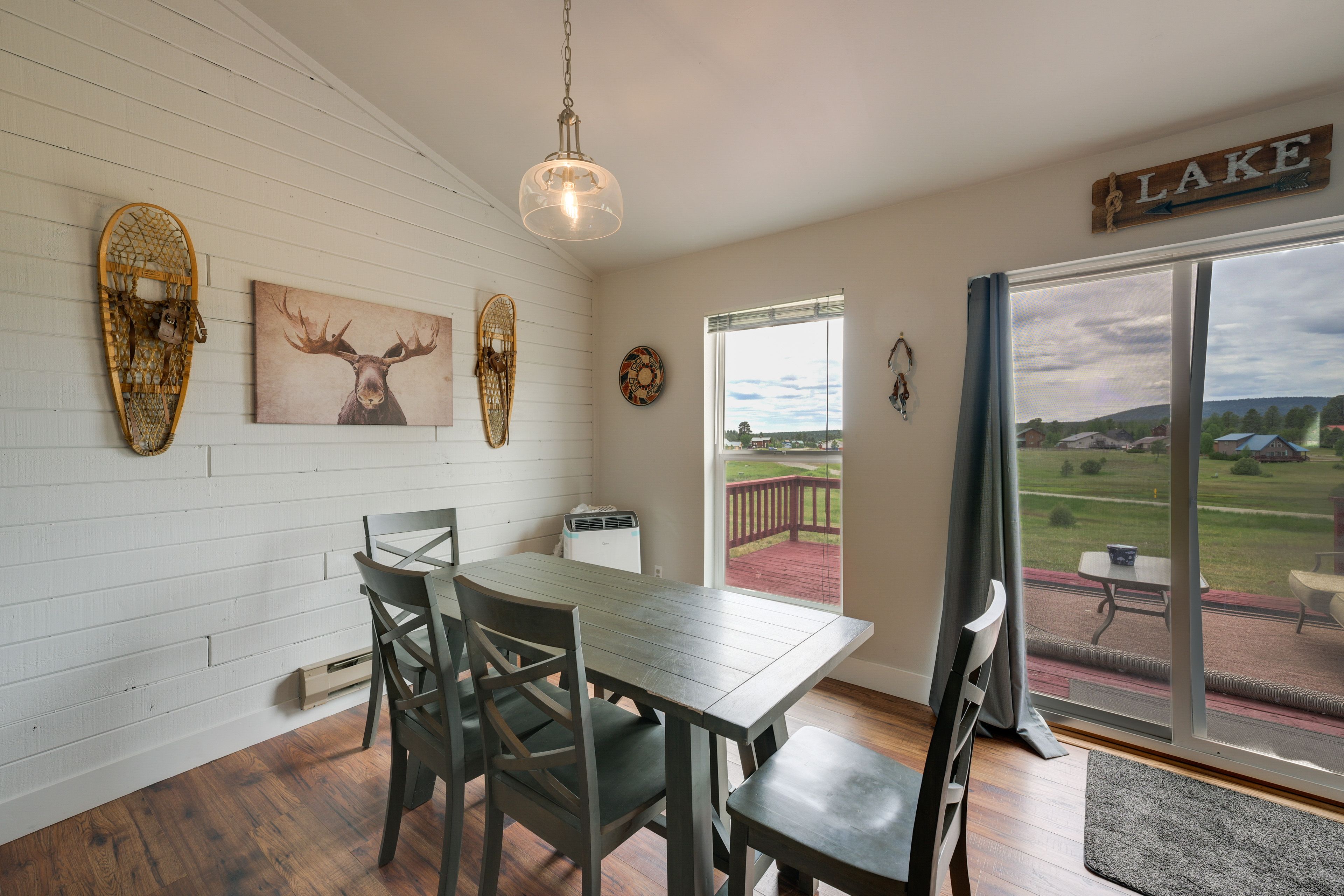 Dining Area | Open Floor Plan | Free WiFi