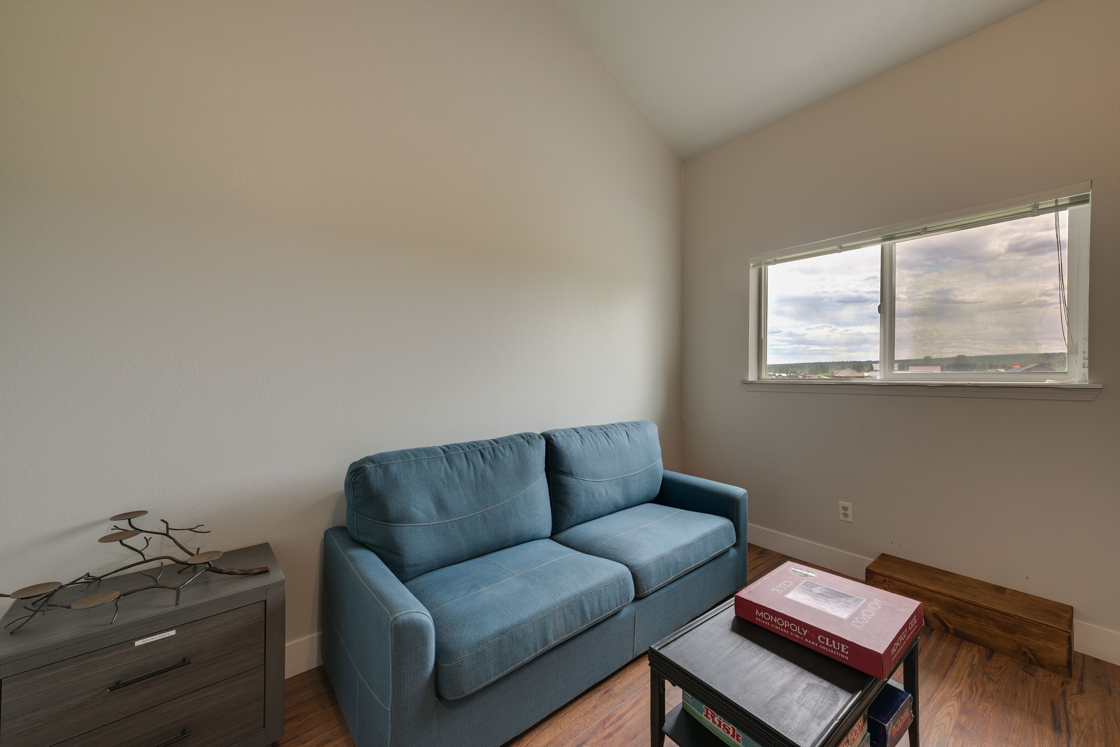 Loft | Queen Sleeper Sofa | 2nd Floor