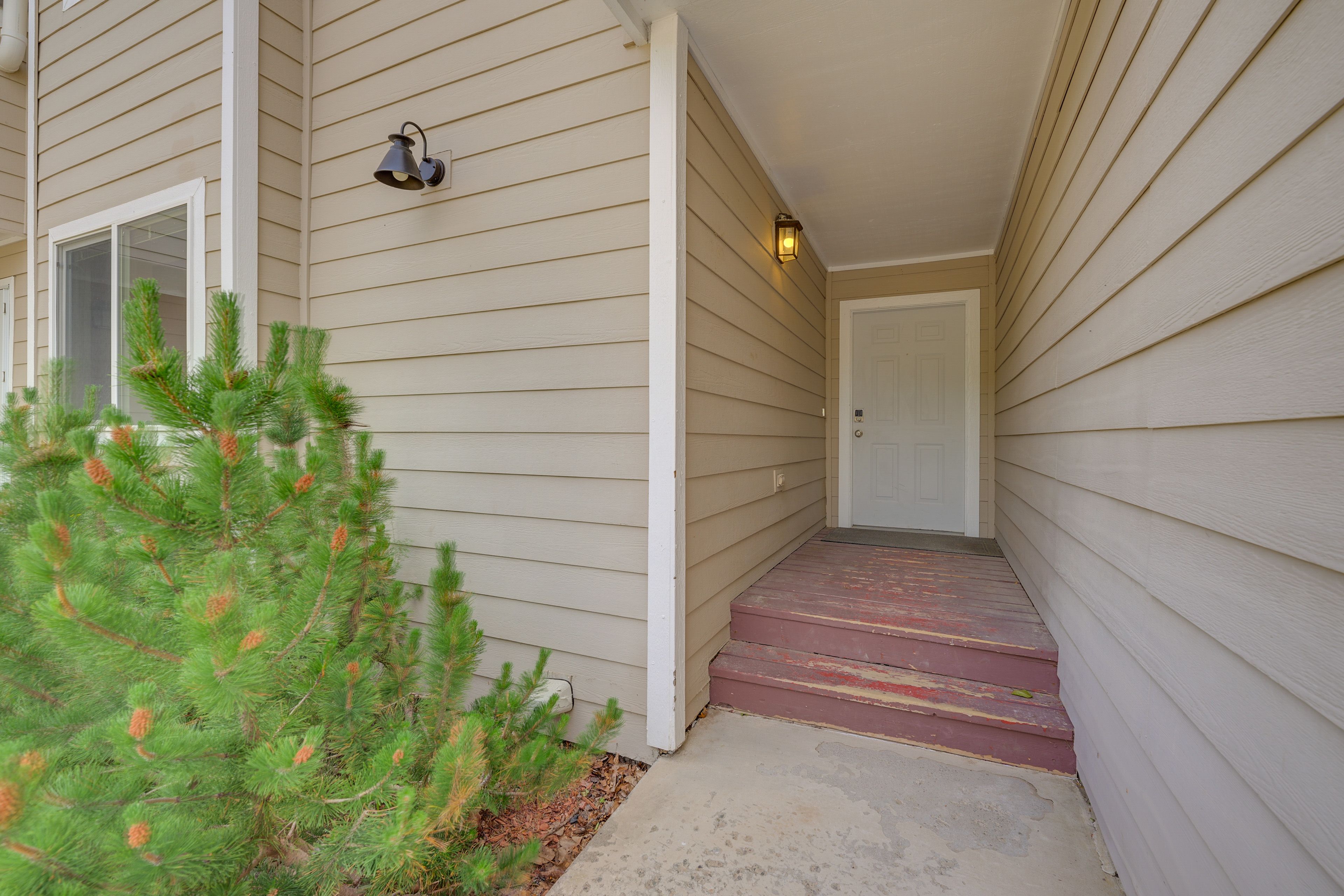 Condo Exterior | Stairs Required to Access
