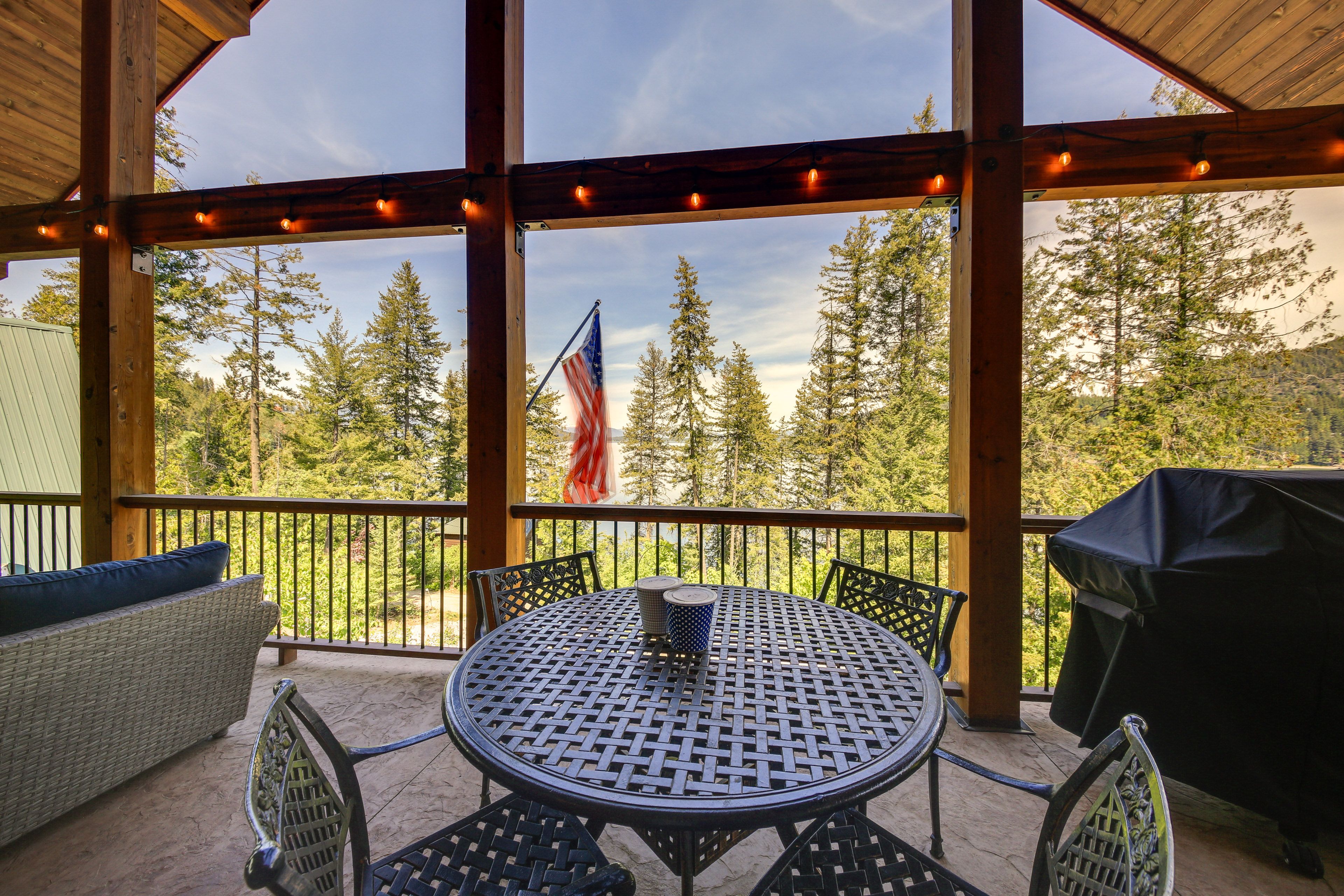 Furnished Deck | Gas Grill | Lake Views