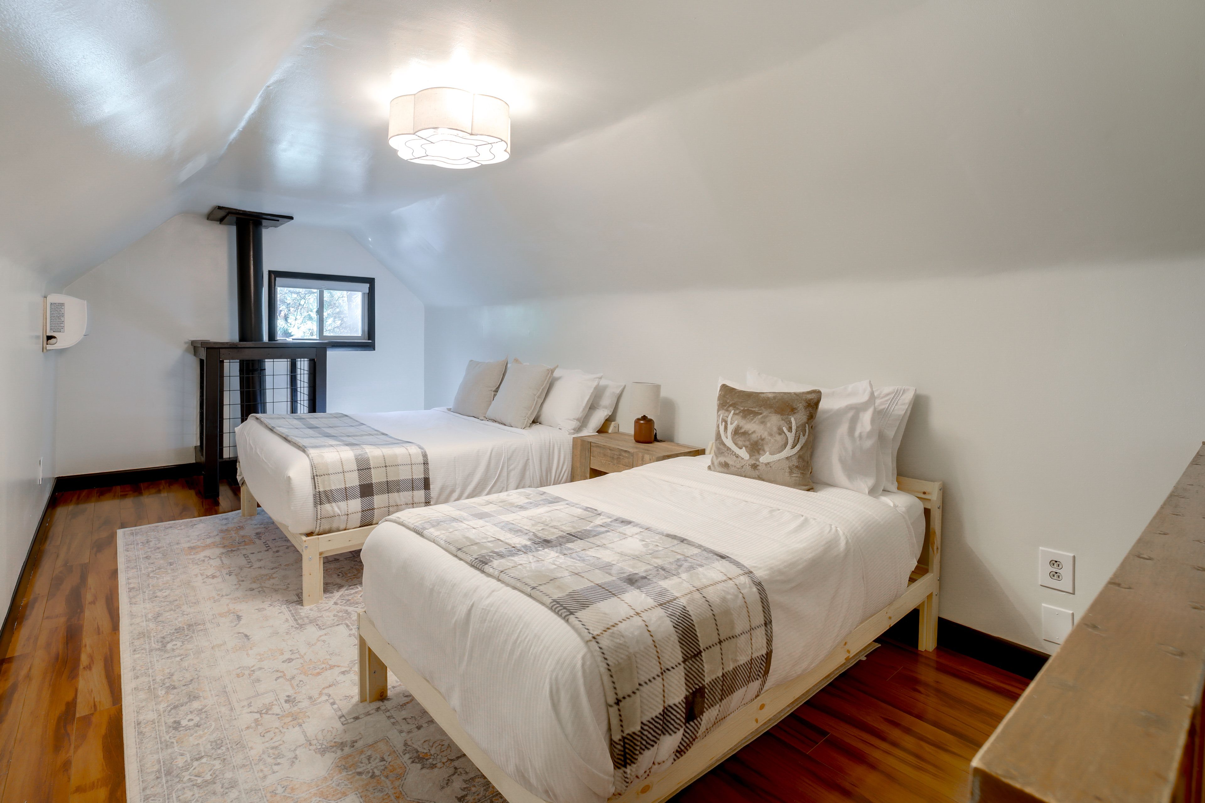 Bedroom 2 (Loft) | Full Bed | Twin Bed | Upper Level