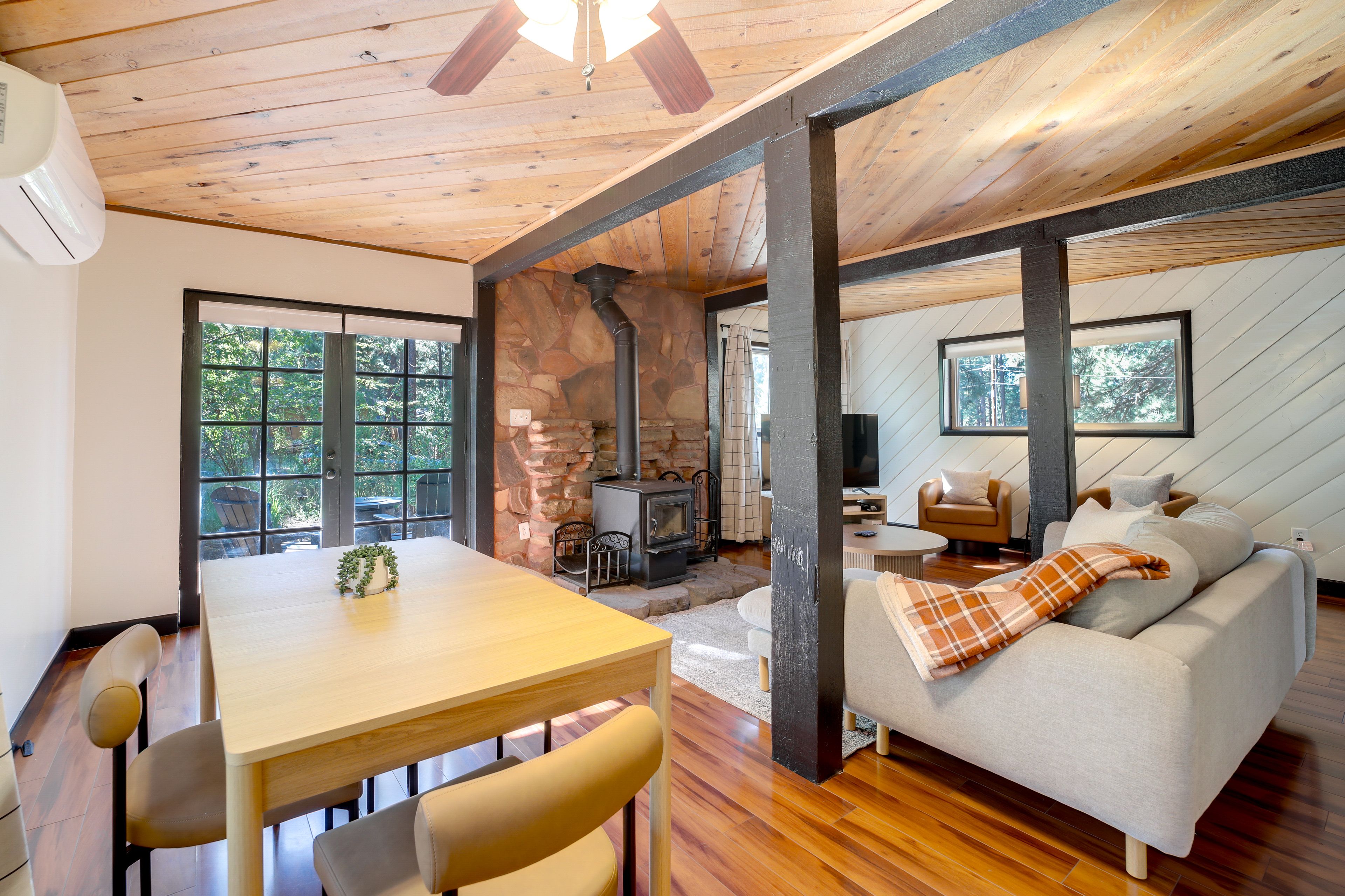 Dining Area | Main Level