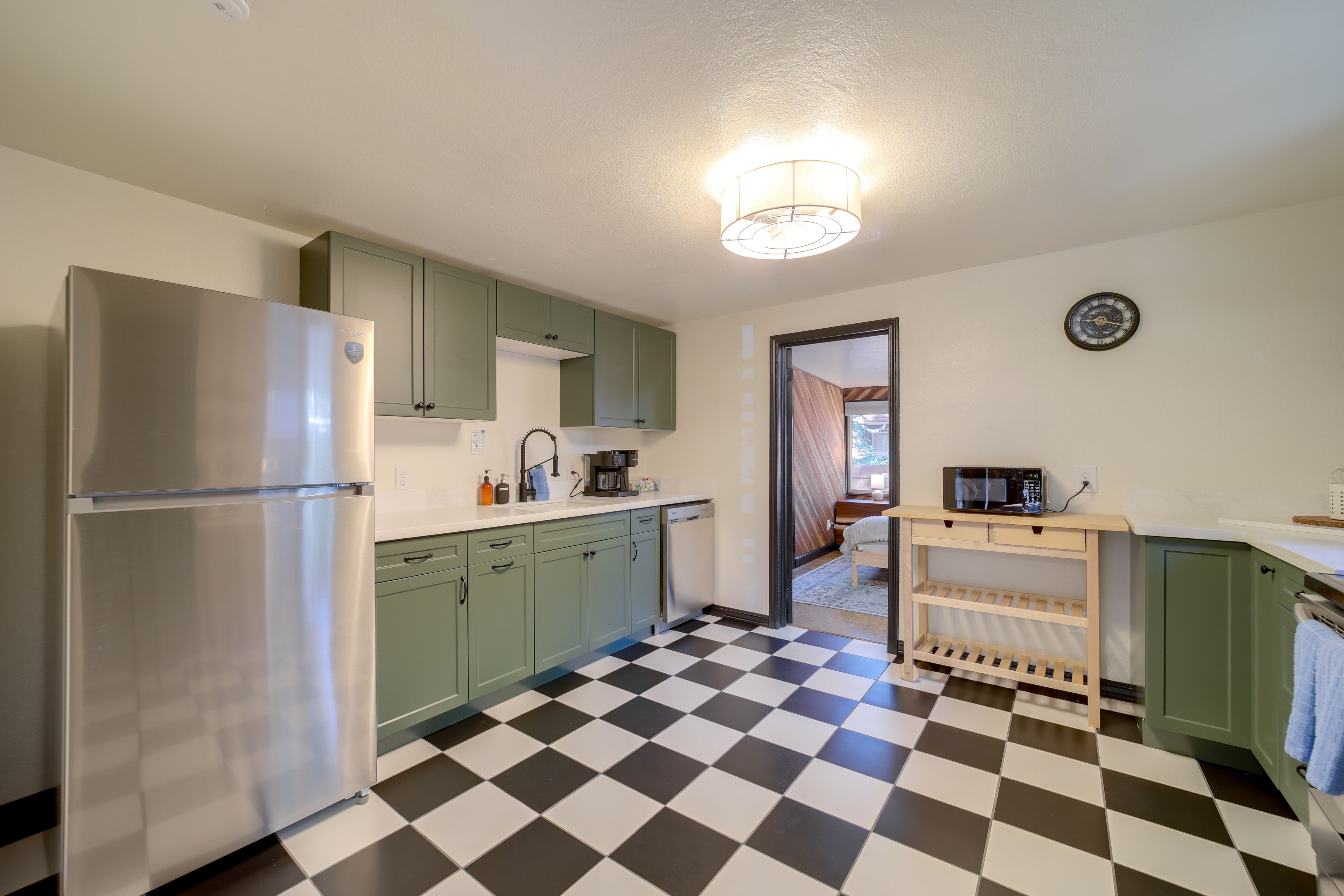 Kitchen | Main Level