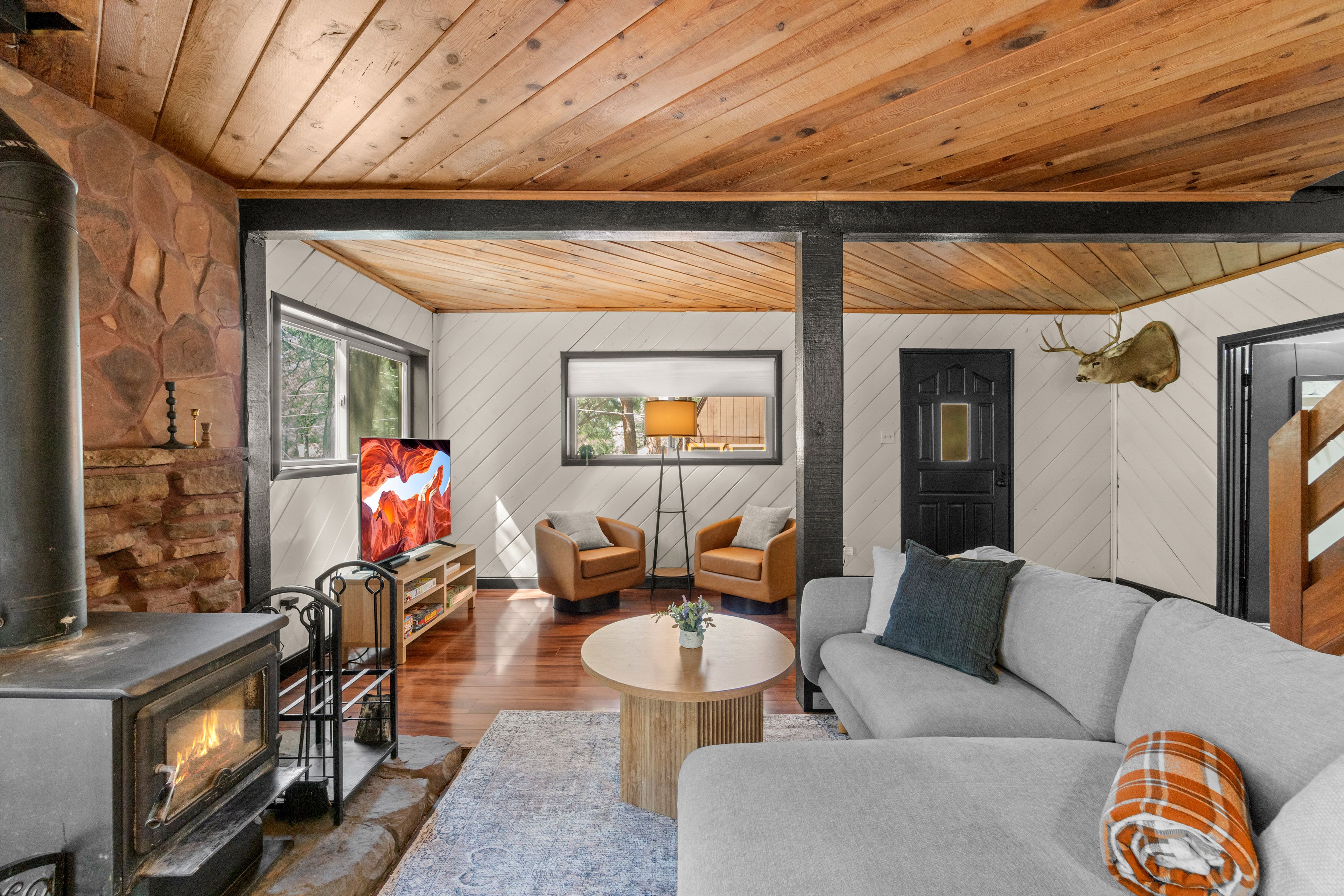 Living Room | Main Level