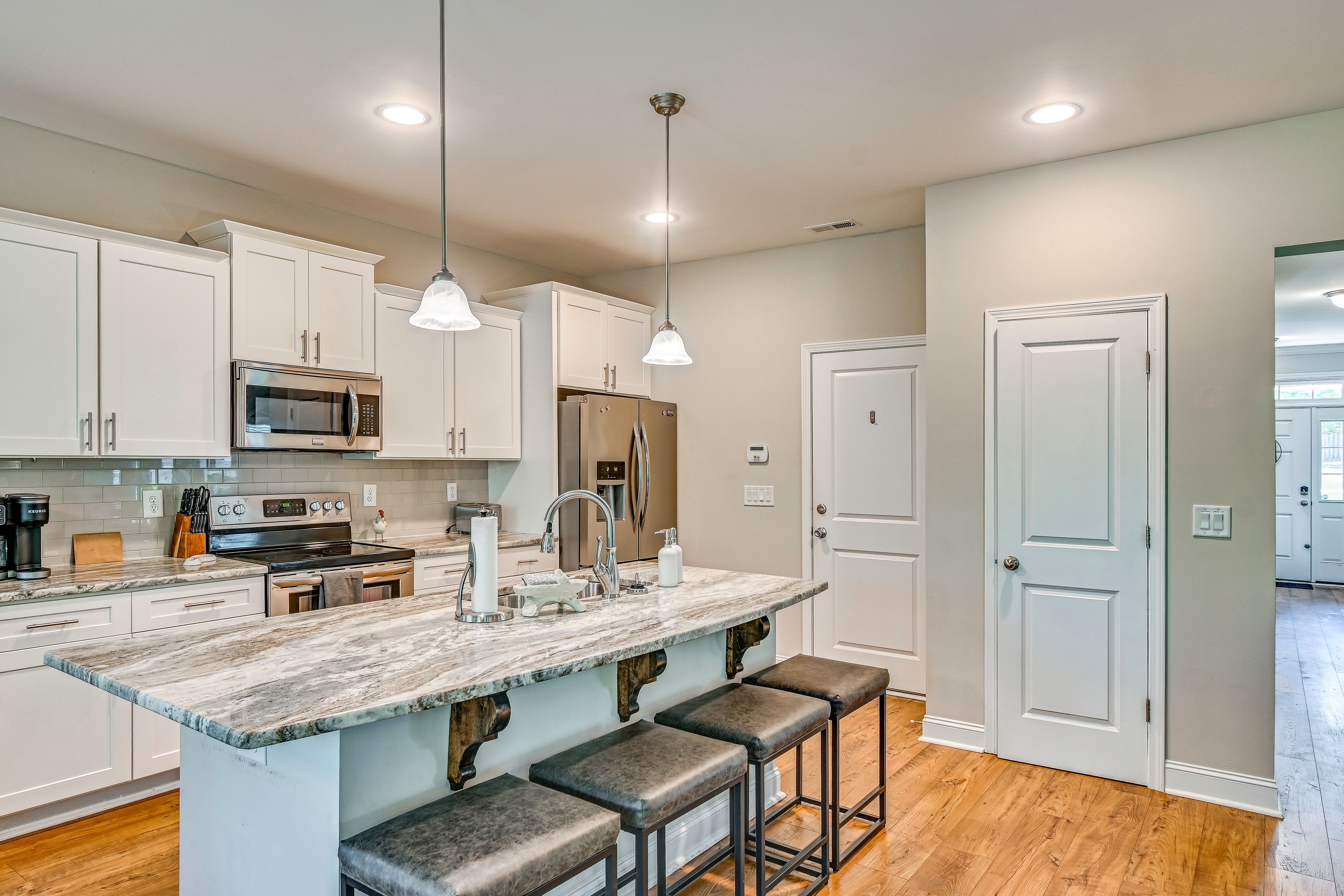 Kitchen | 2-Story Home
