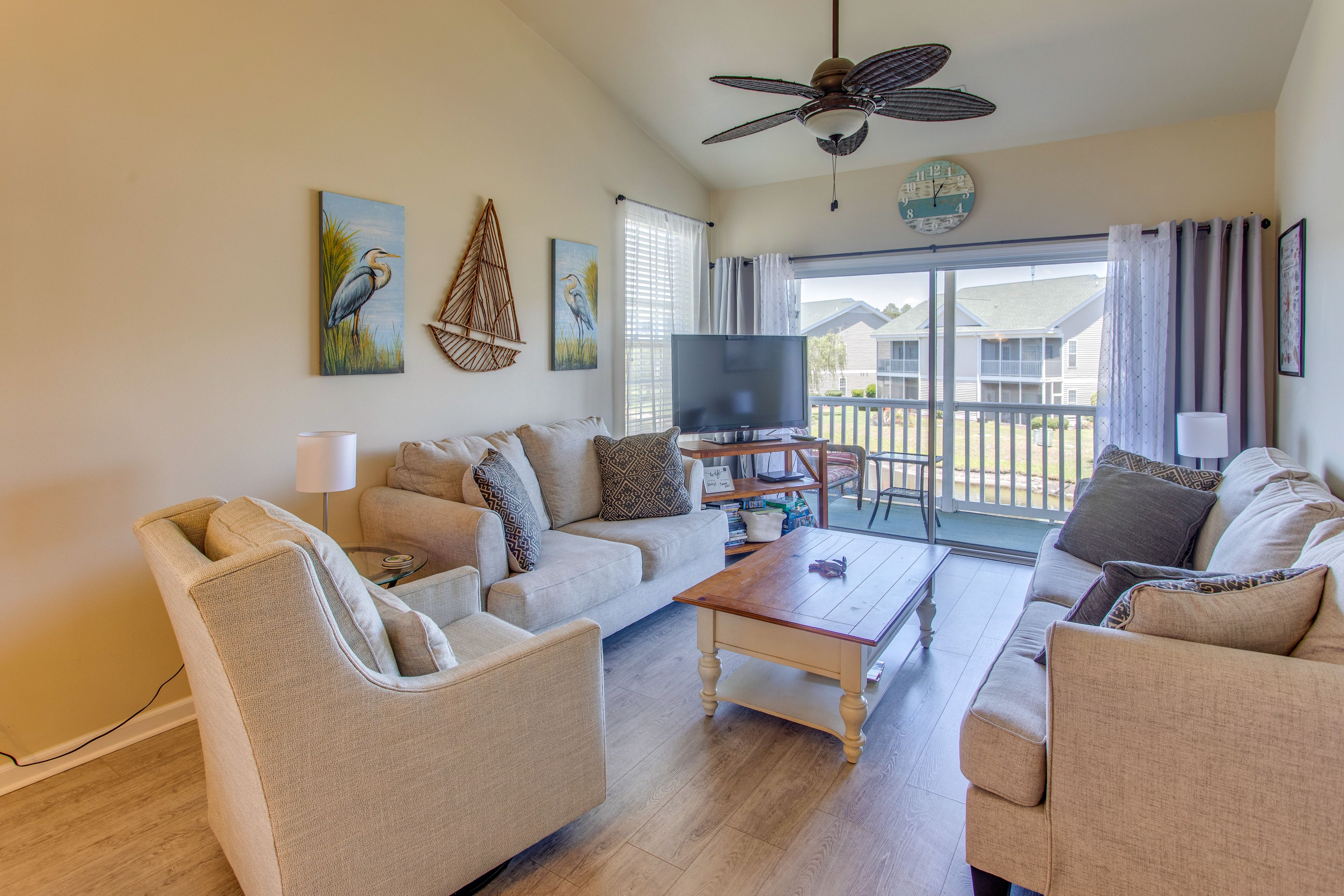 Living Room | Smart TV | Video Library