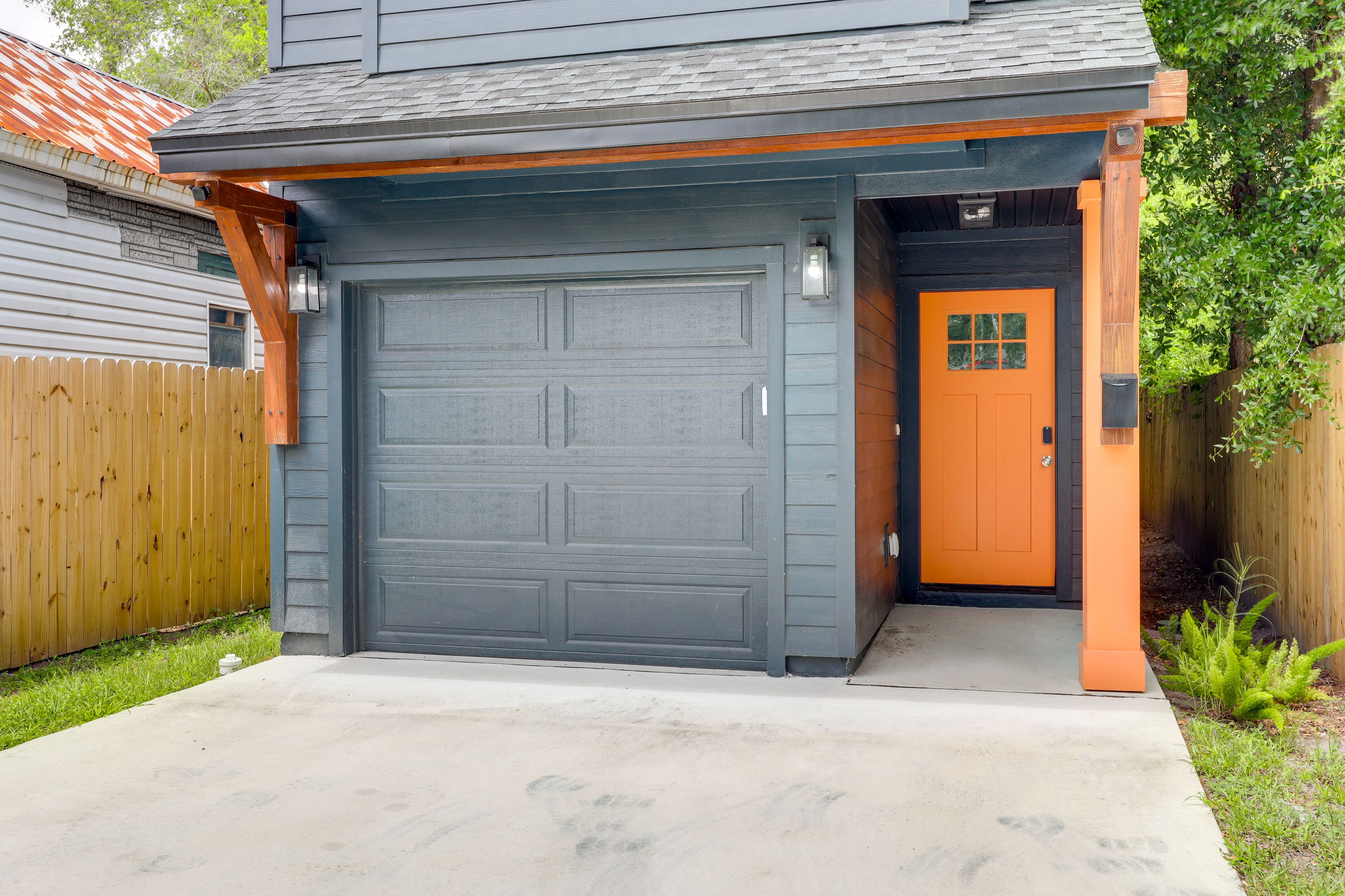 Exterior | Step-Free Entry