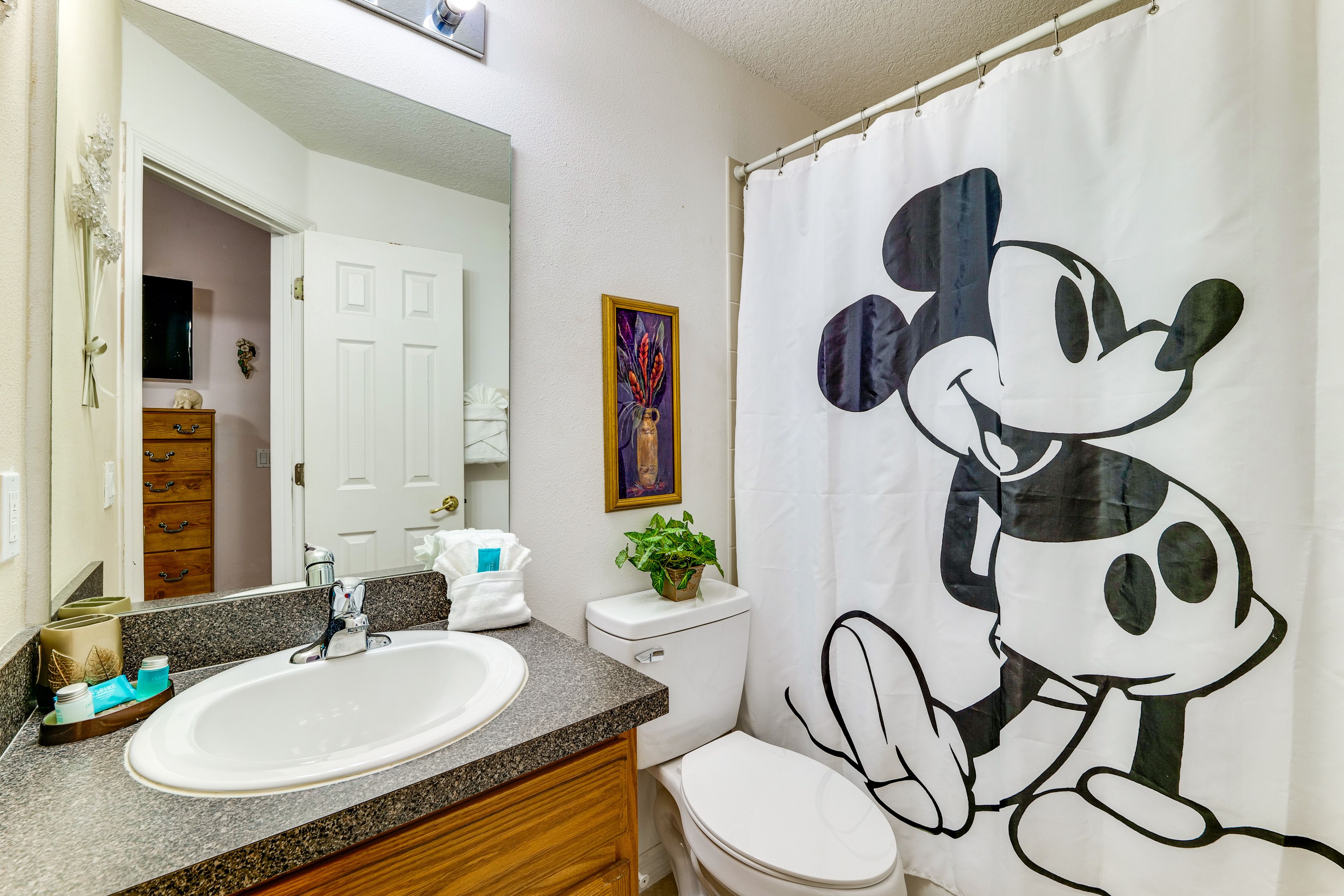 Full Bathroom