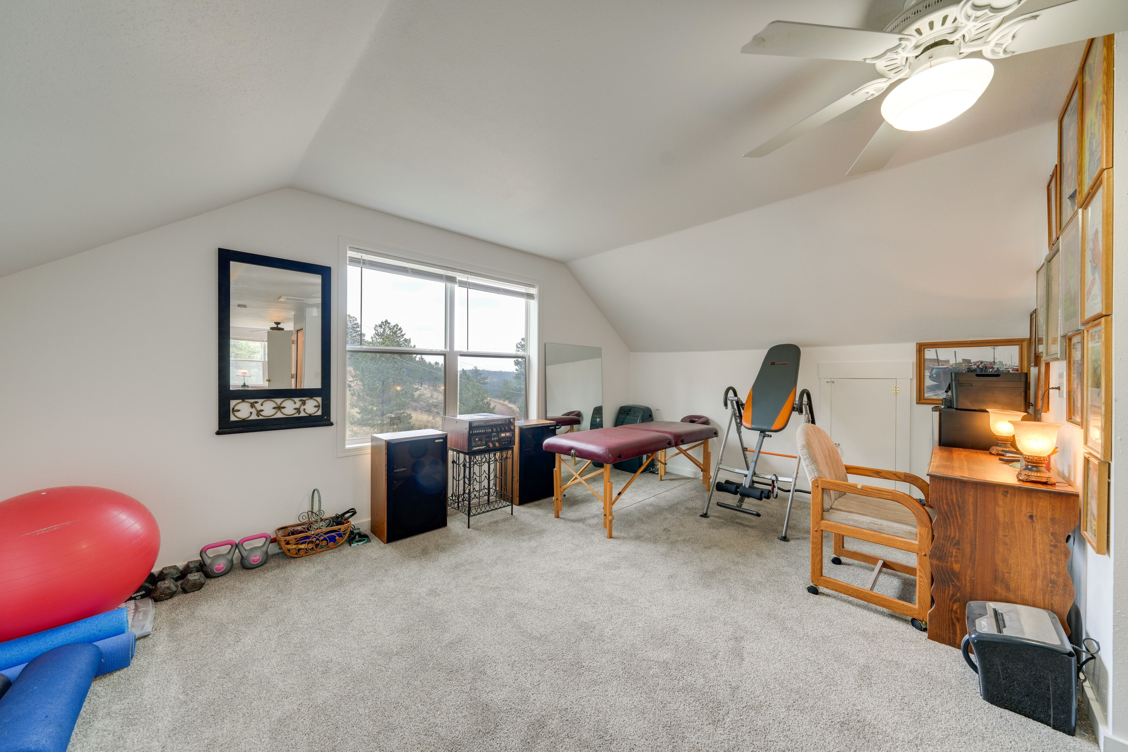 Home Gym/Office Area | 2nd Floor