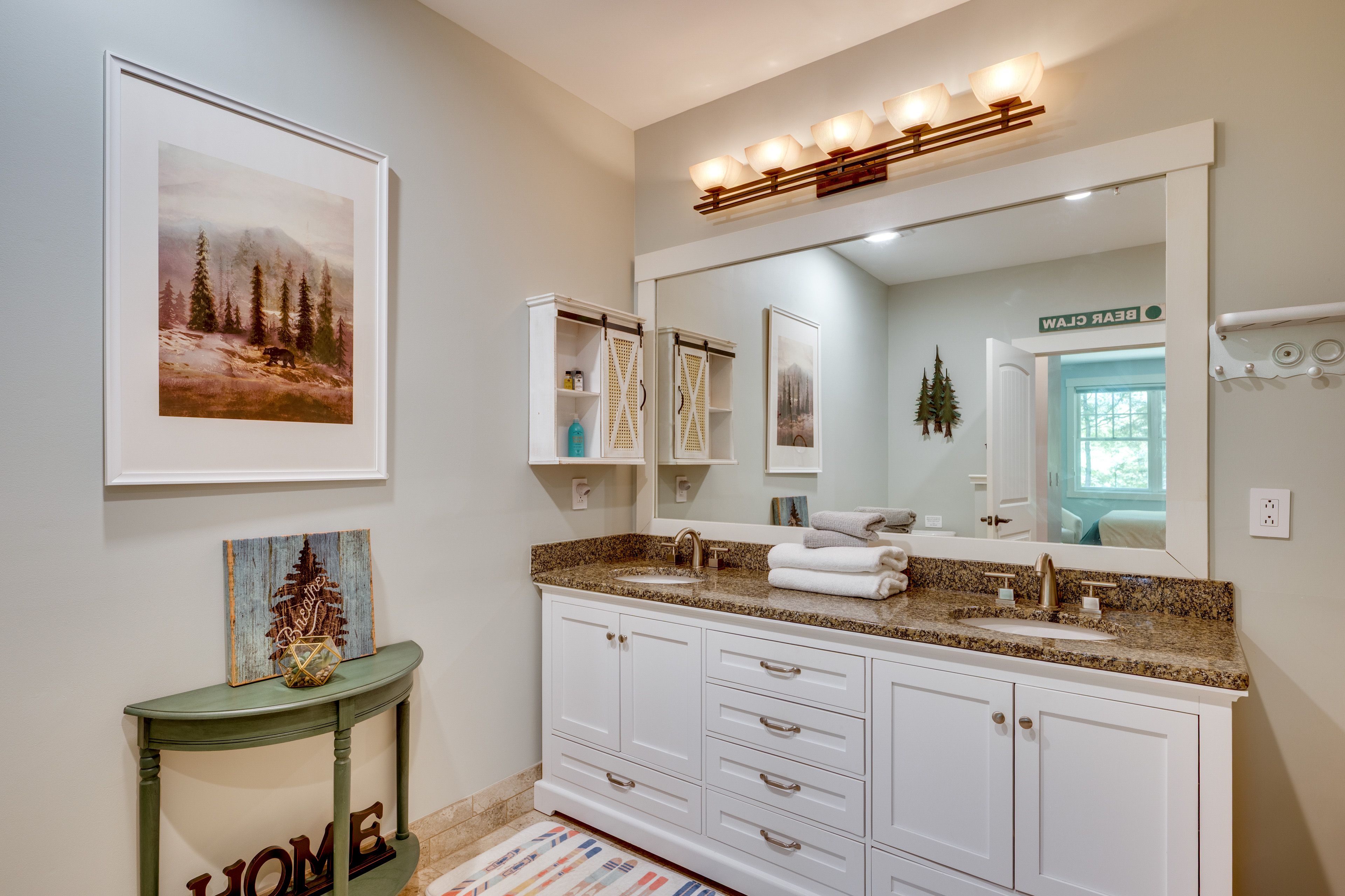 Full Bathroom