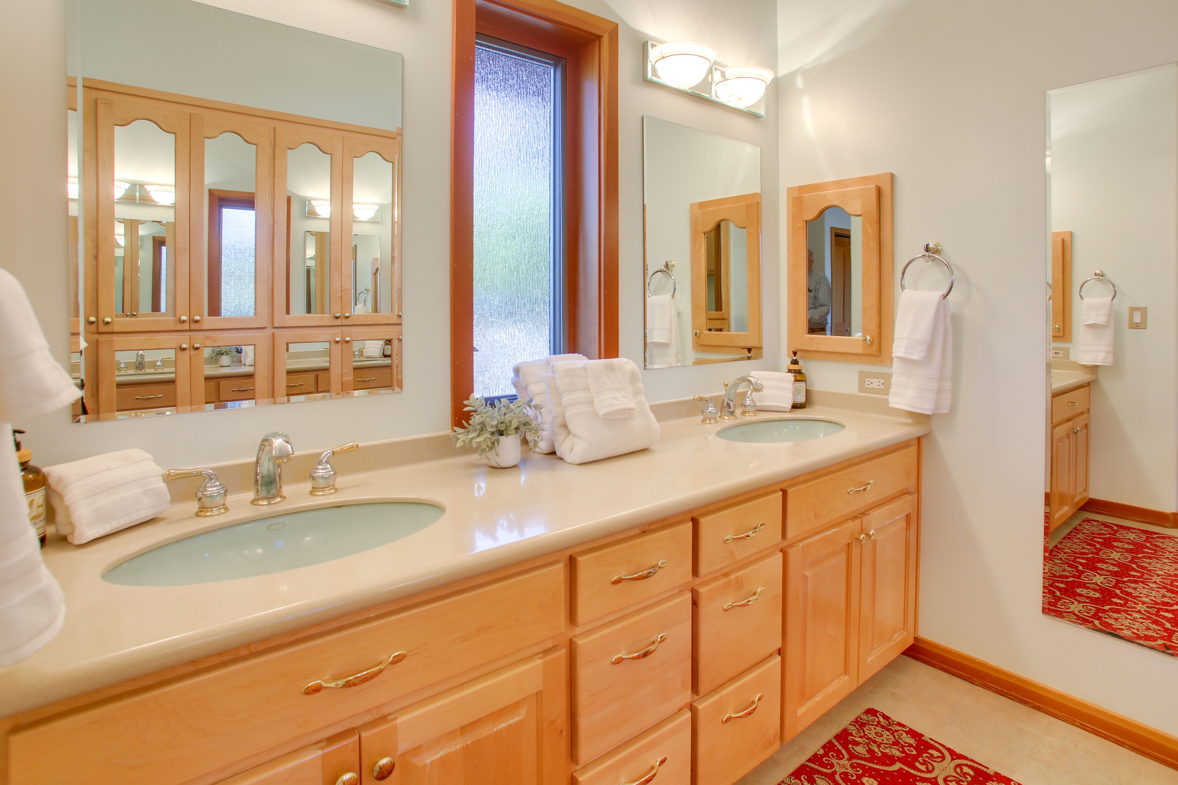 Full Bath | Main Level