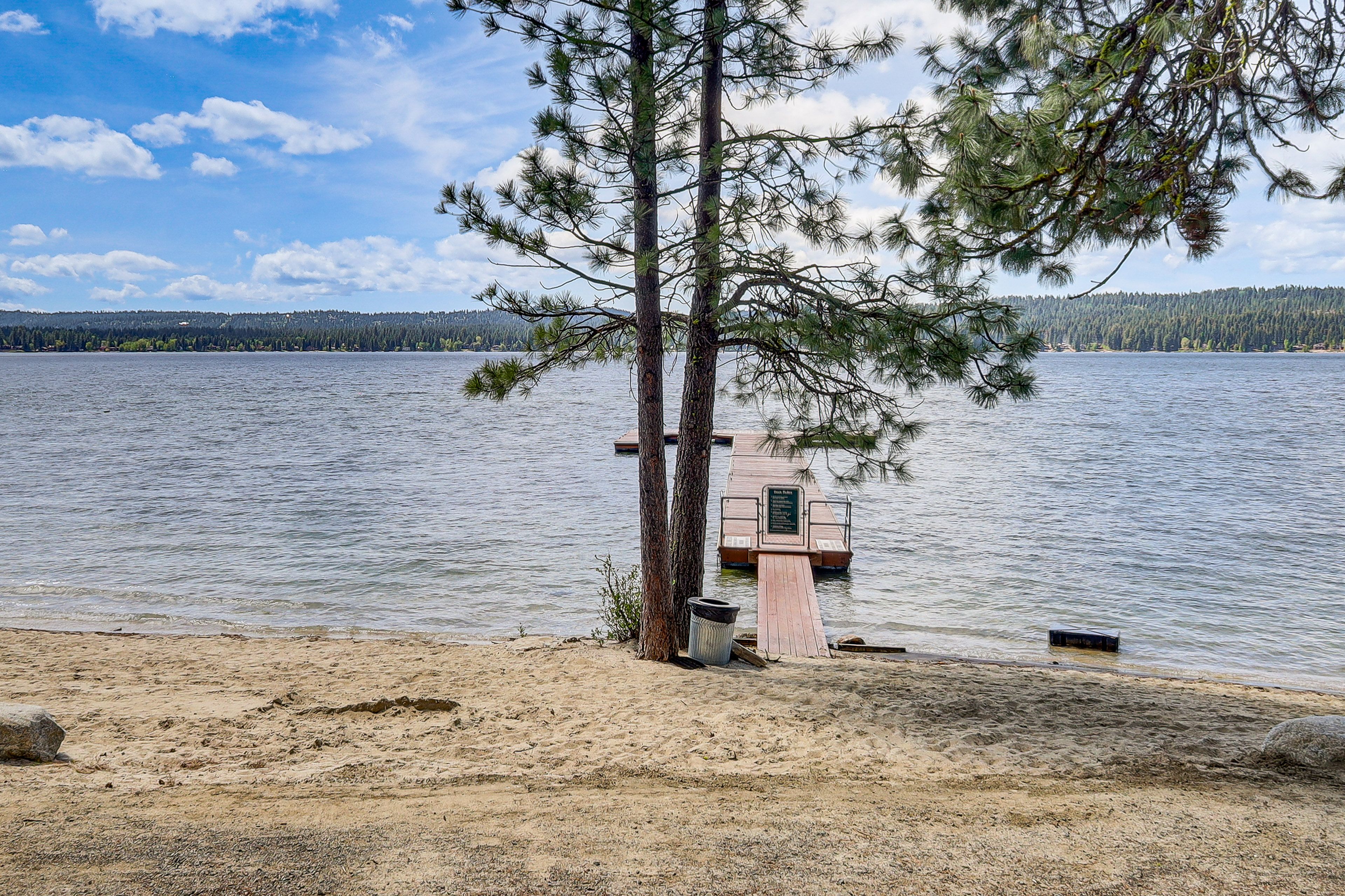 Direct Access to Public Beach & Dock