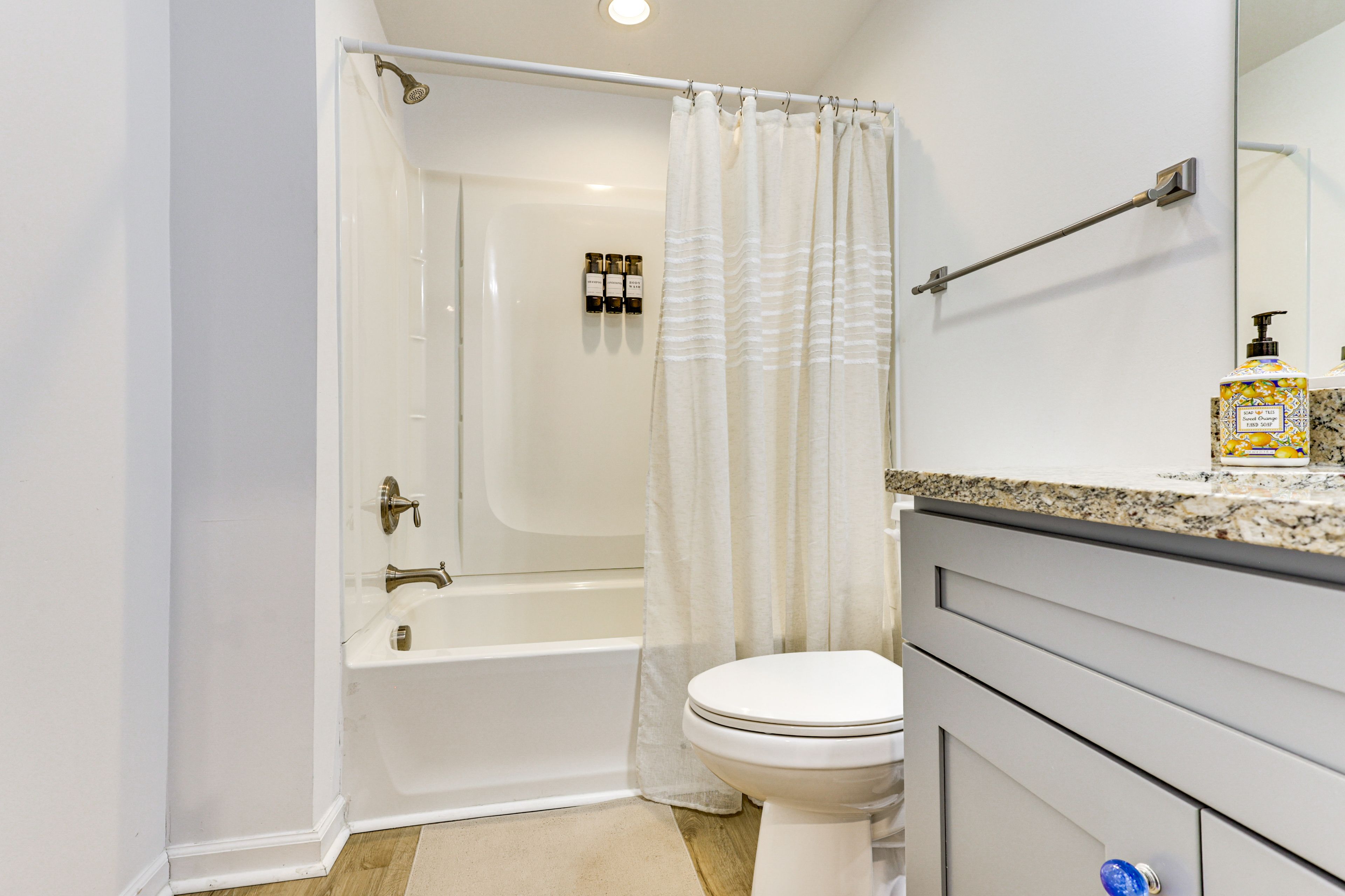 Full Bathroom | Lower Level