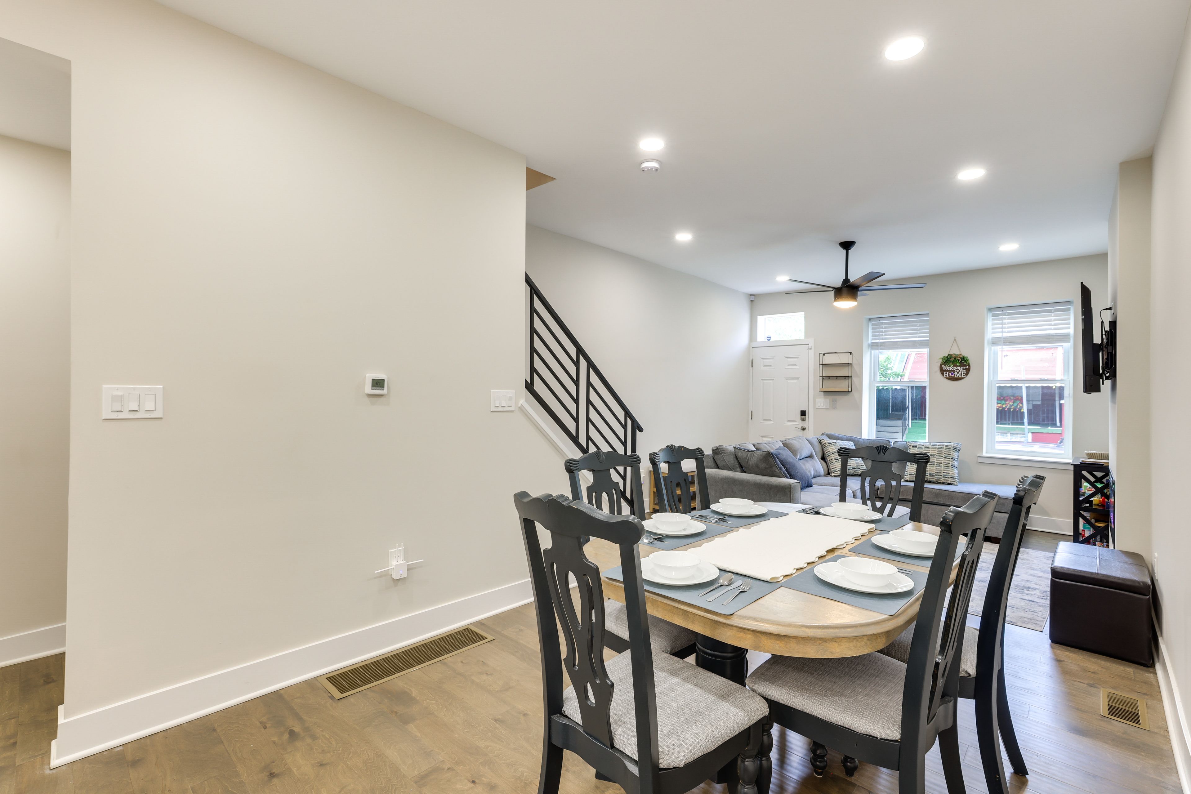 Dining Area | Dishes & Flatware Provided | 1st Floor