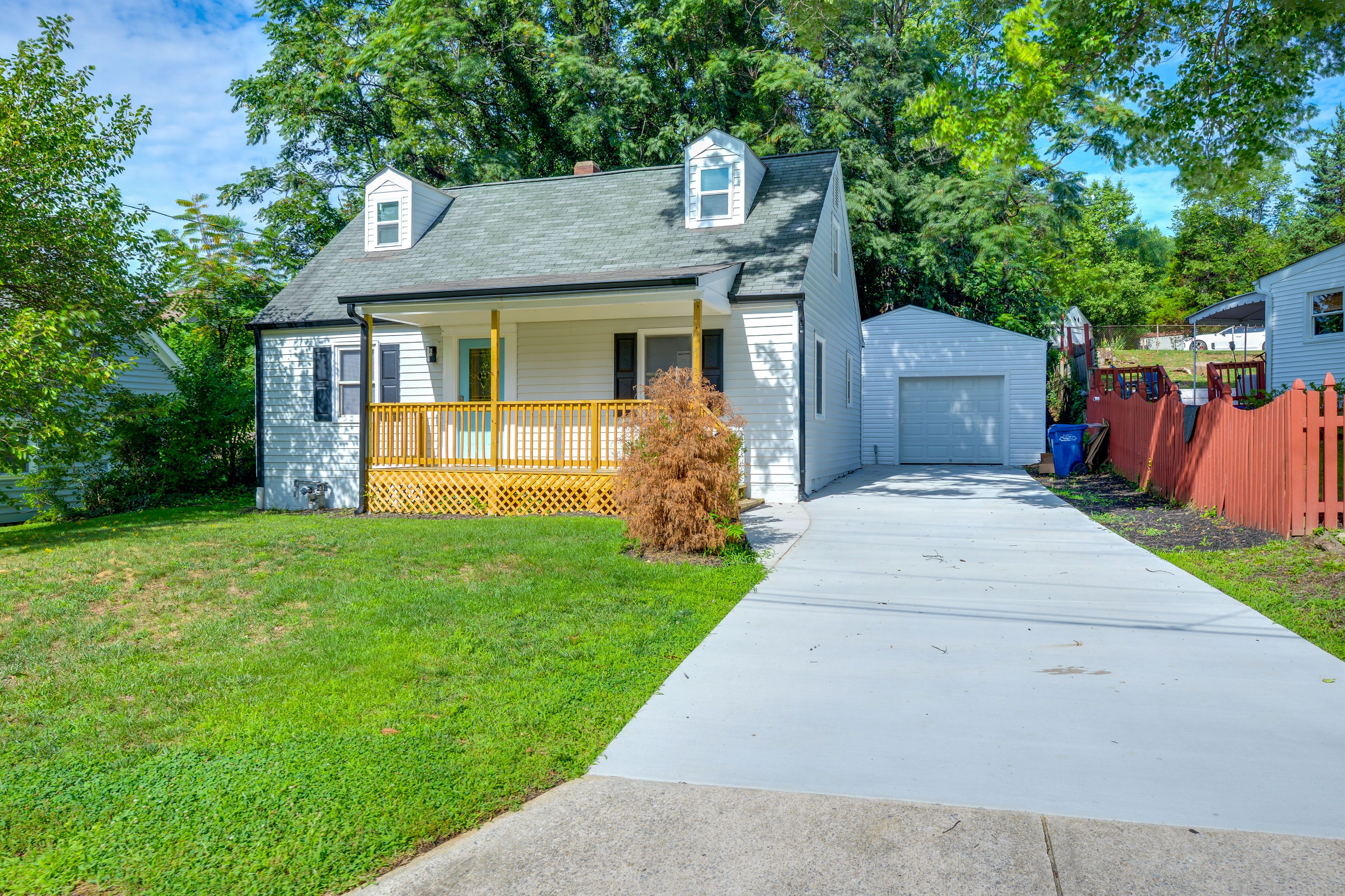Parking | Driveway (2 Vehicles) | Free Street Parking (First-Come, First-Served)