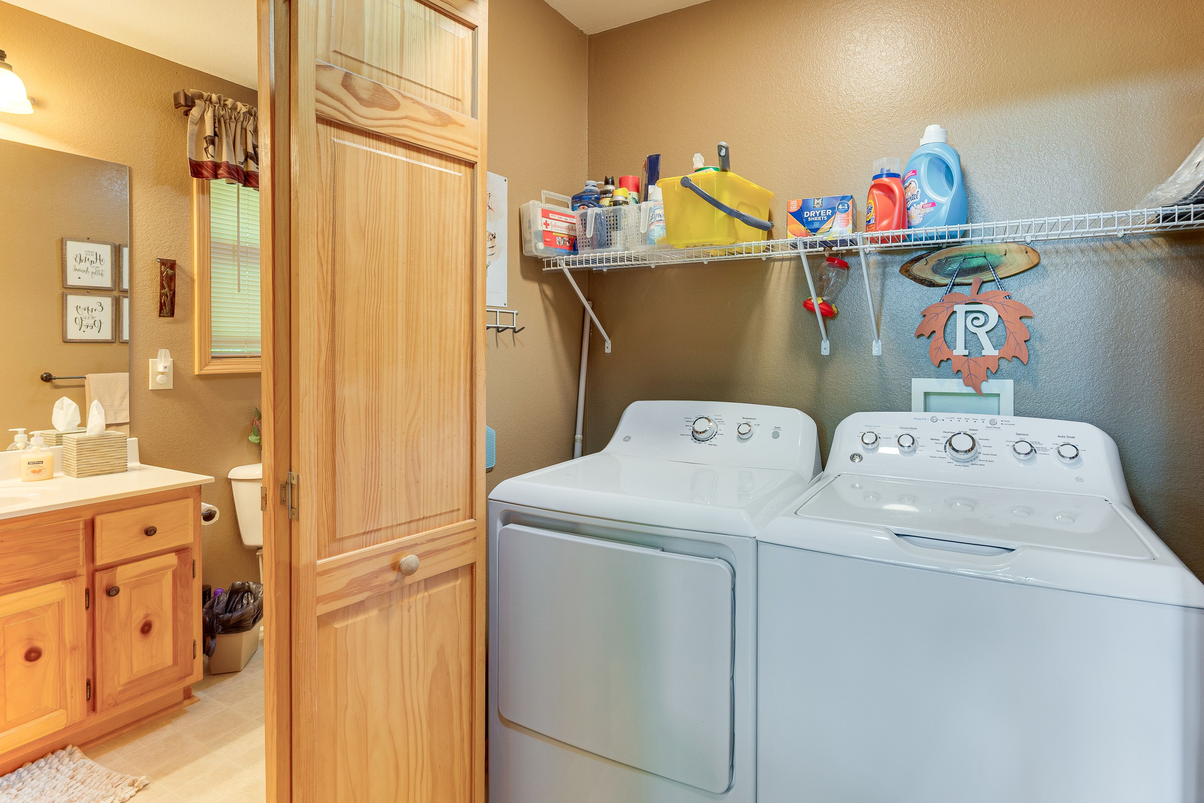 Laundry Room | Main Level