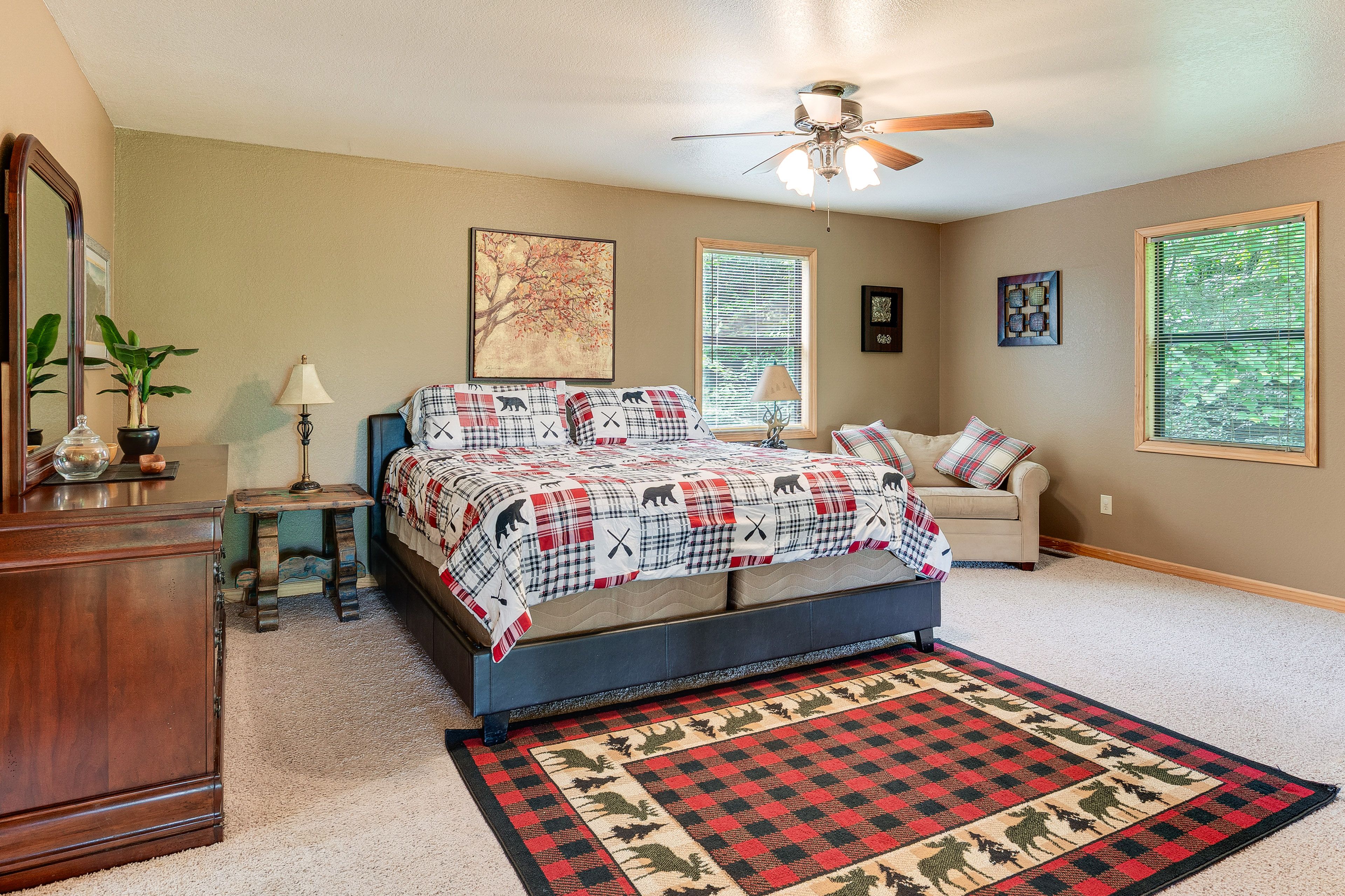Bedroom 2 (Loft) | Upper Level | King Bed | Twin Sleeper Sofa