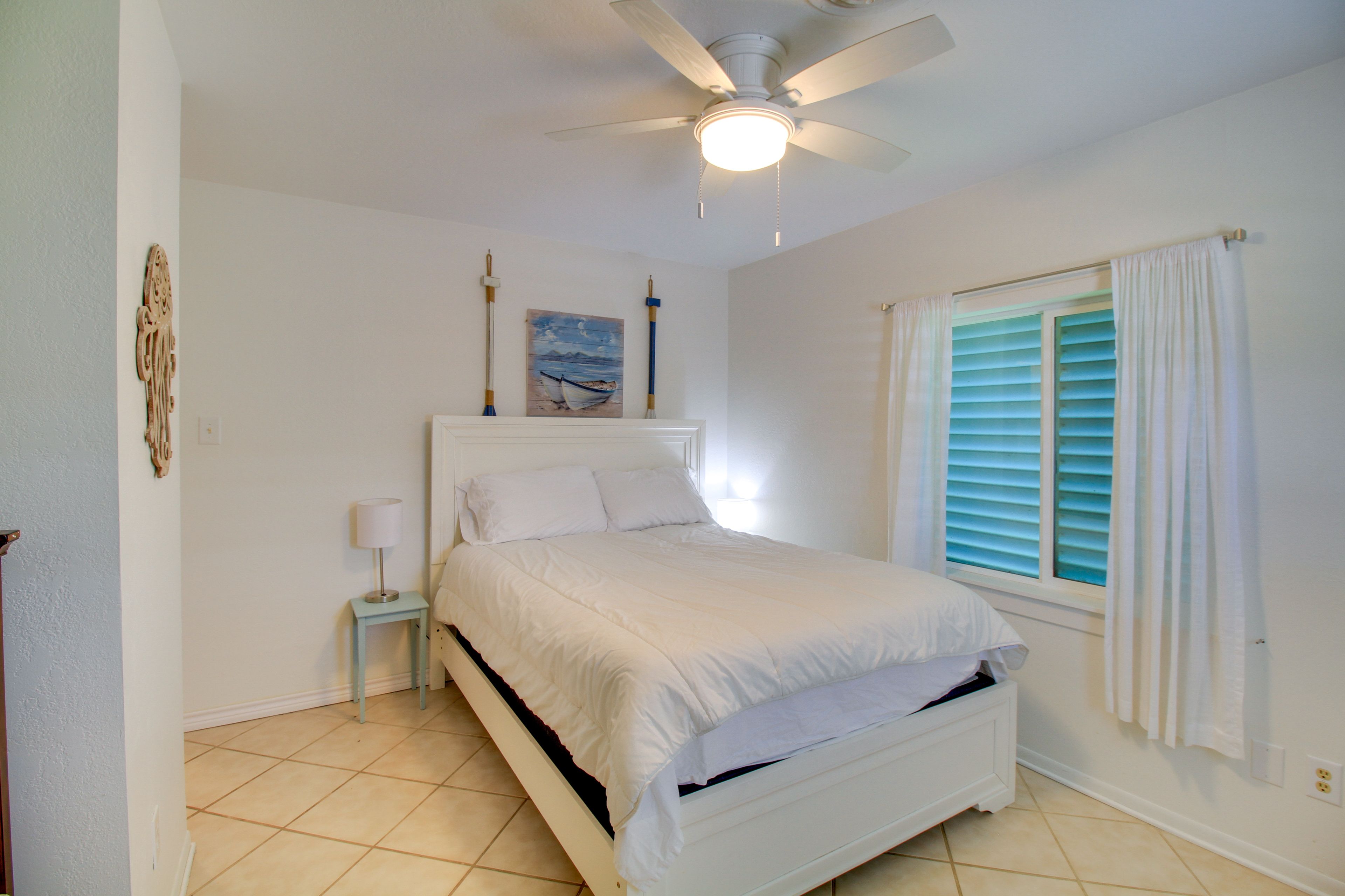 Bedroom 4 | King Bed | Twin Bed