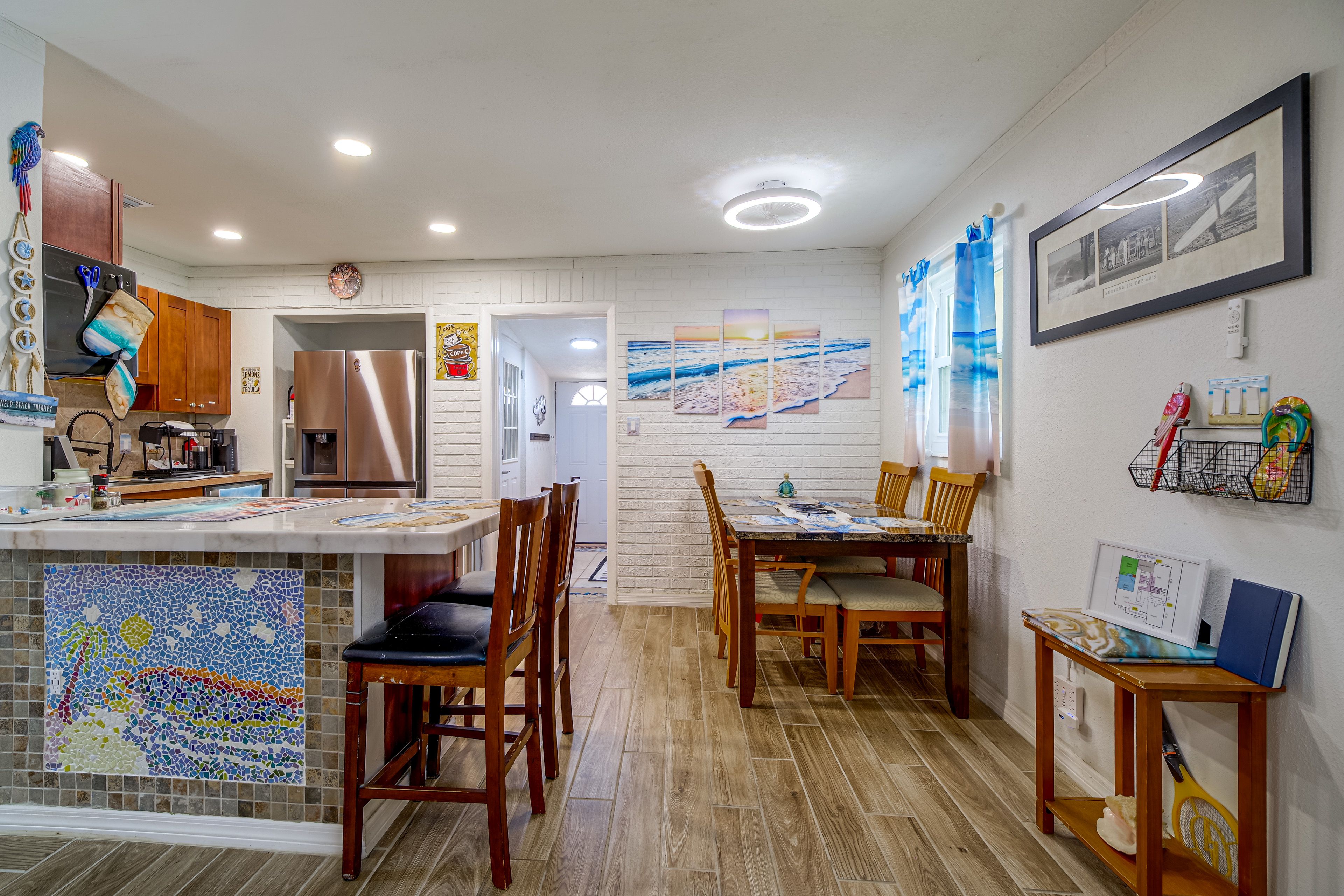 Main Kitchen & Dining Area