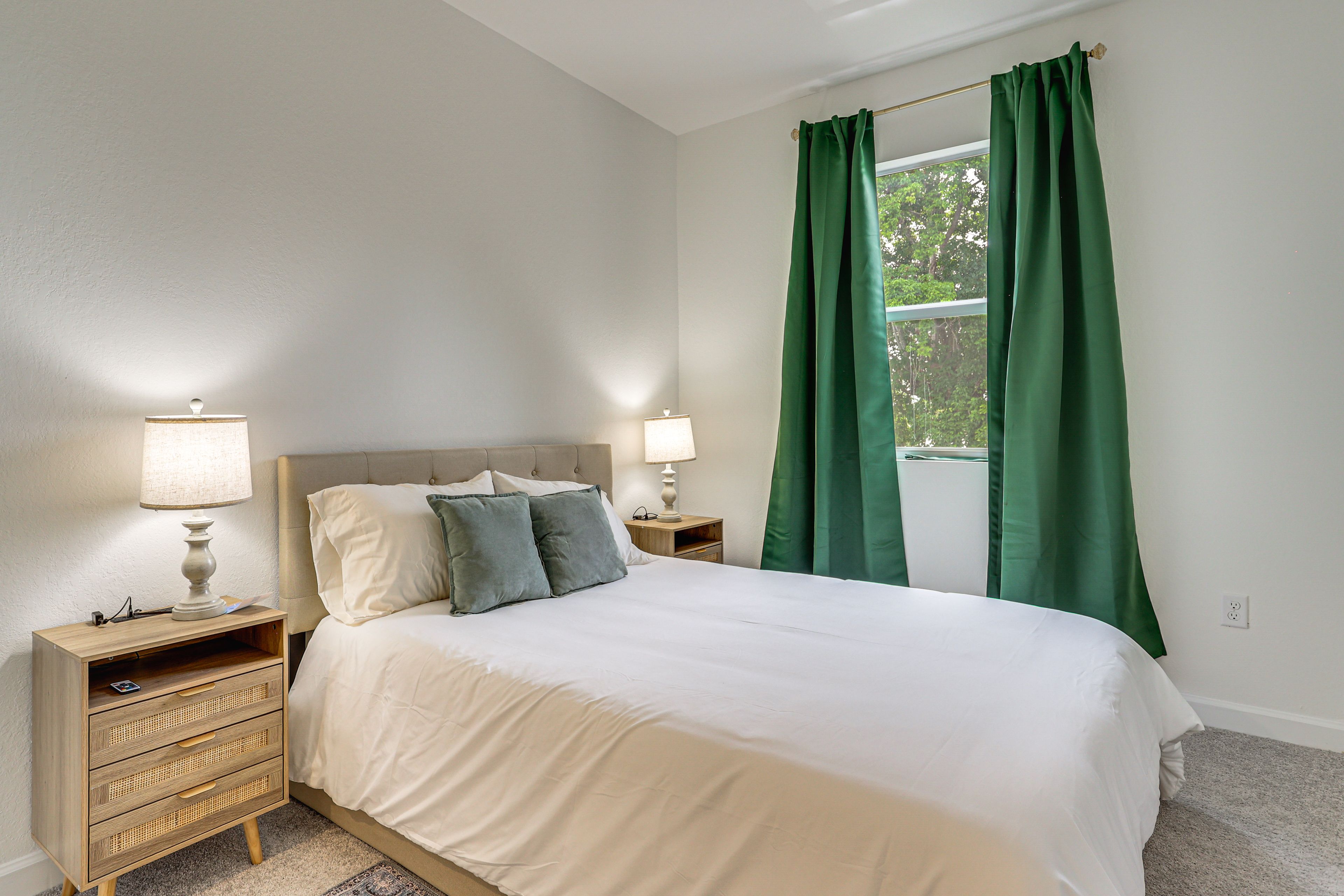 Bedroom 2 | Queen Bed | 2nd Floor