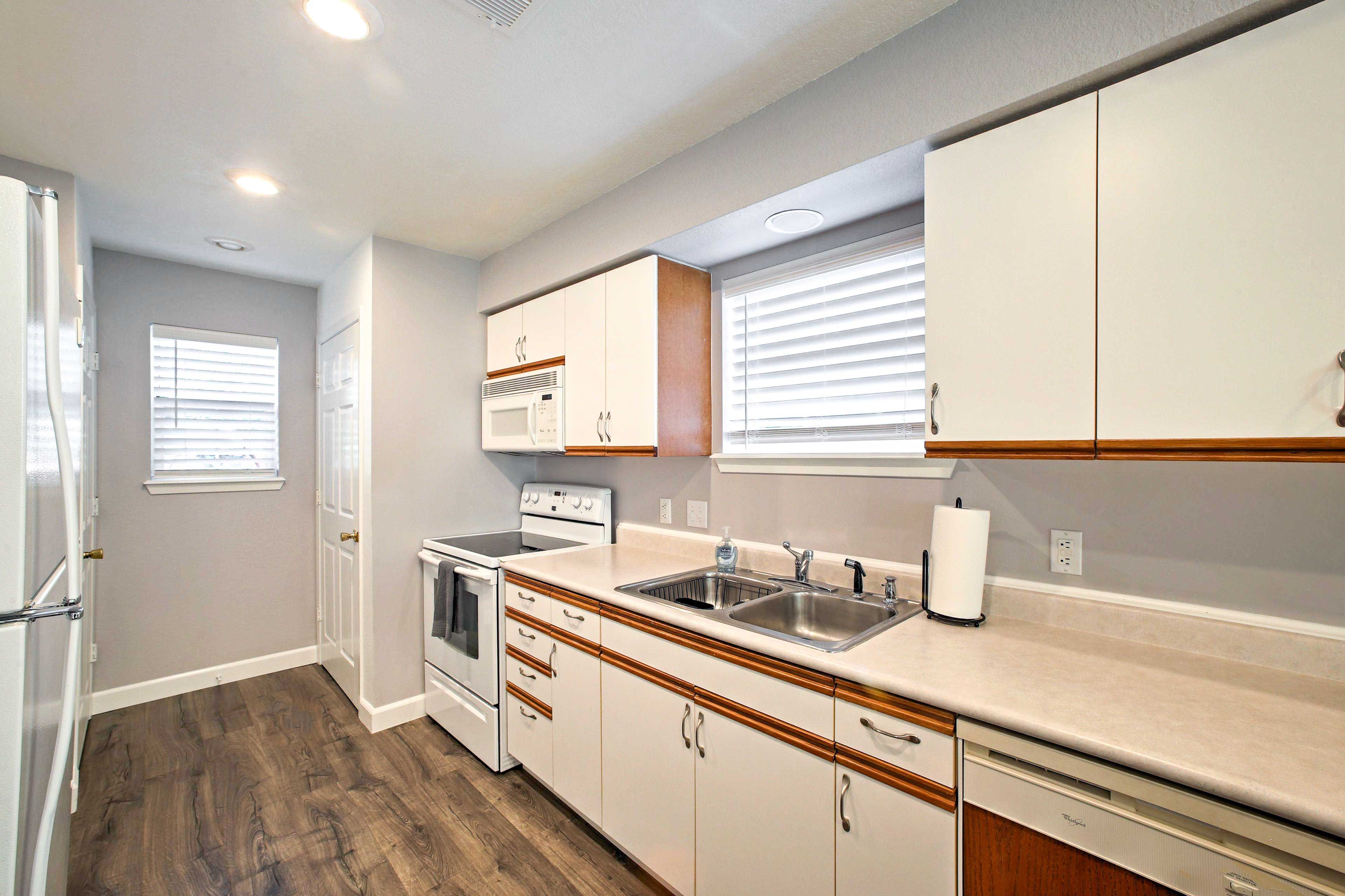 Unit 1 | Kitchen