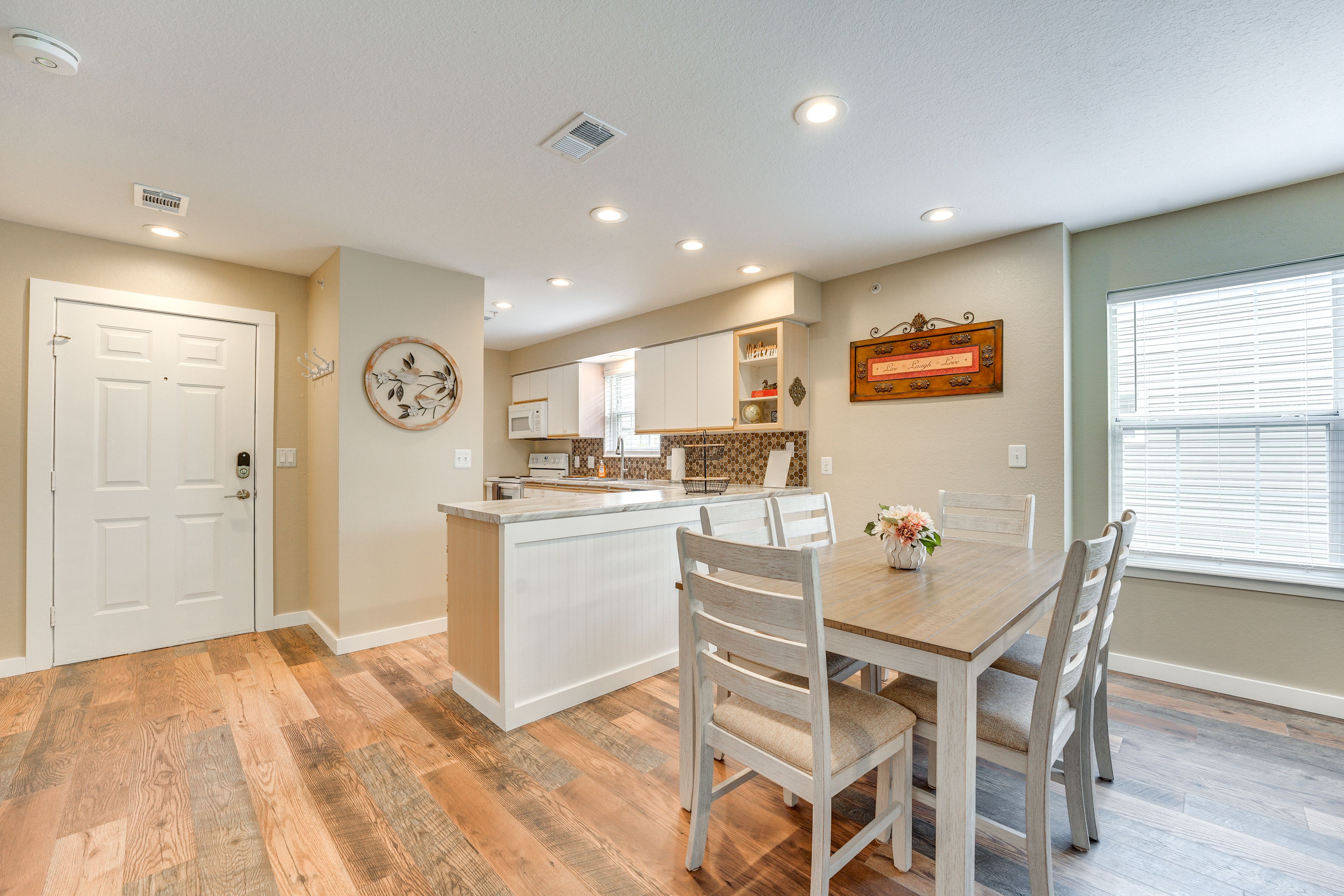 Unit 2 | Kitchen