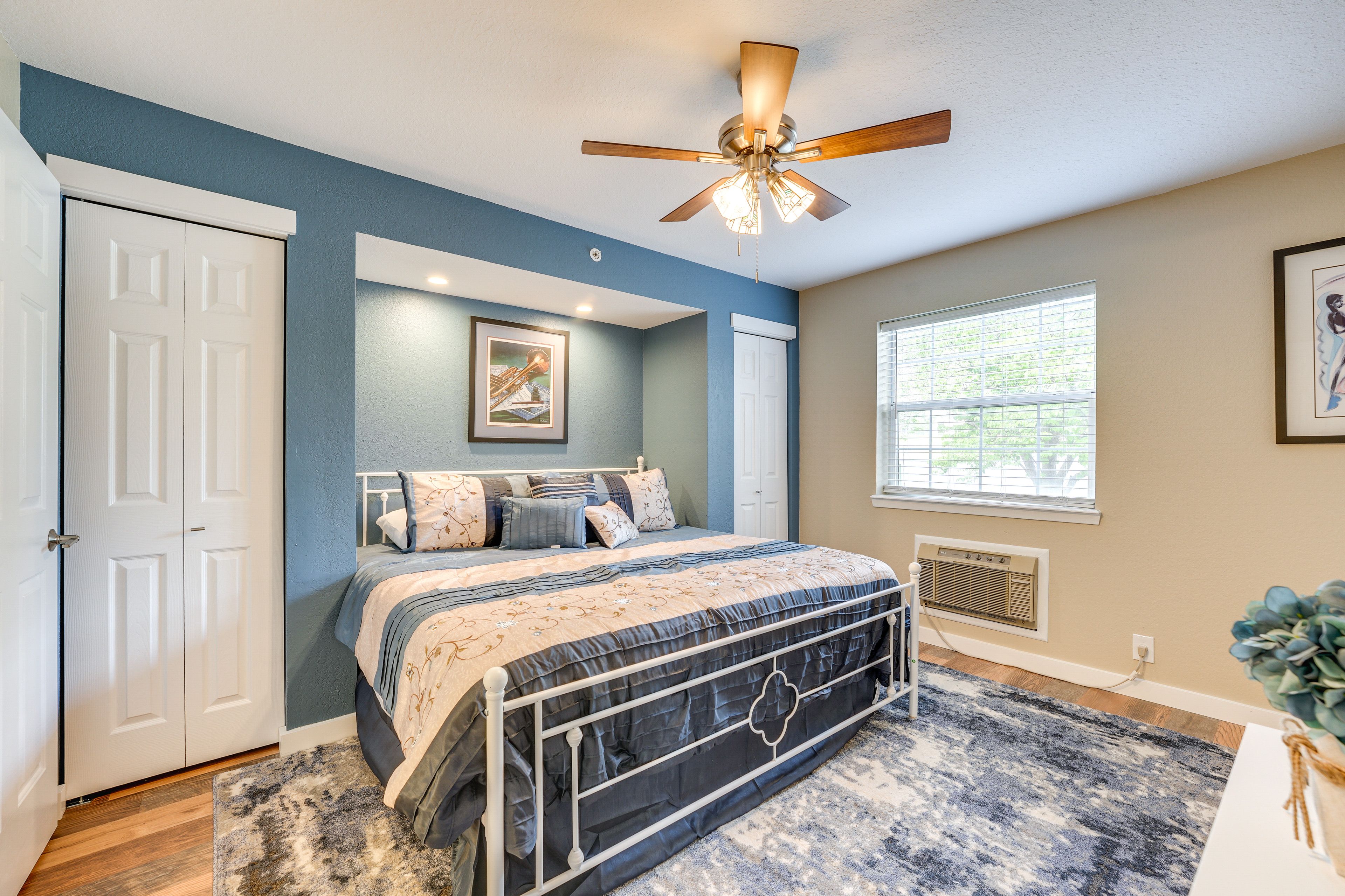 Unit 2 | Bedroom 4 | King Bed