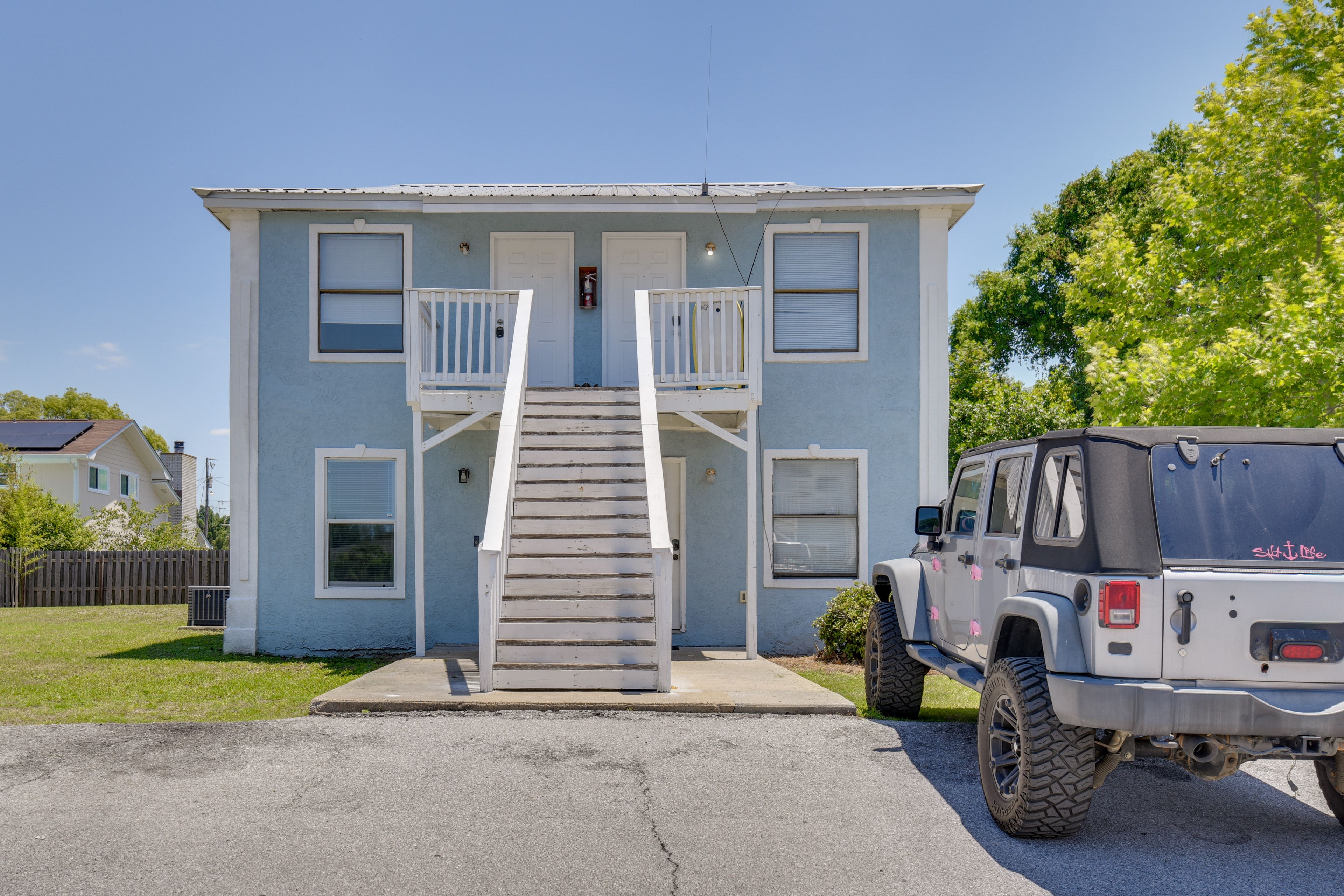 Exterior | Single-Story Studio on 1st Floor