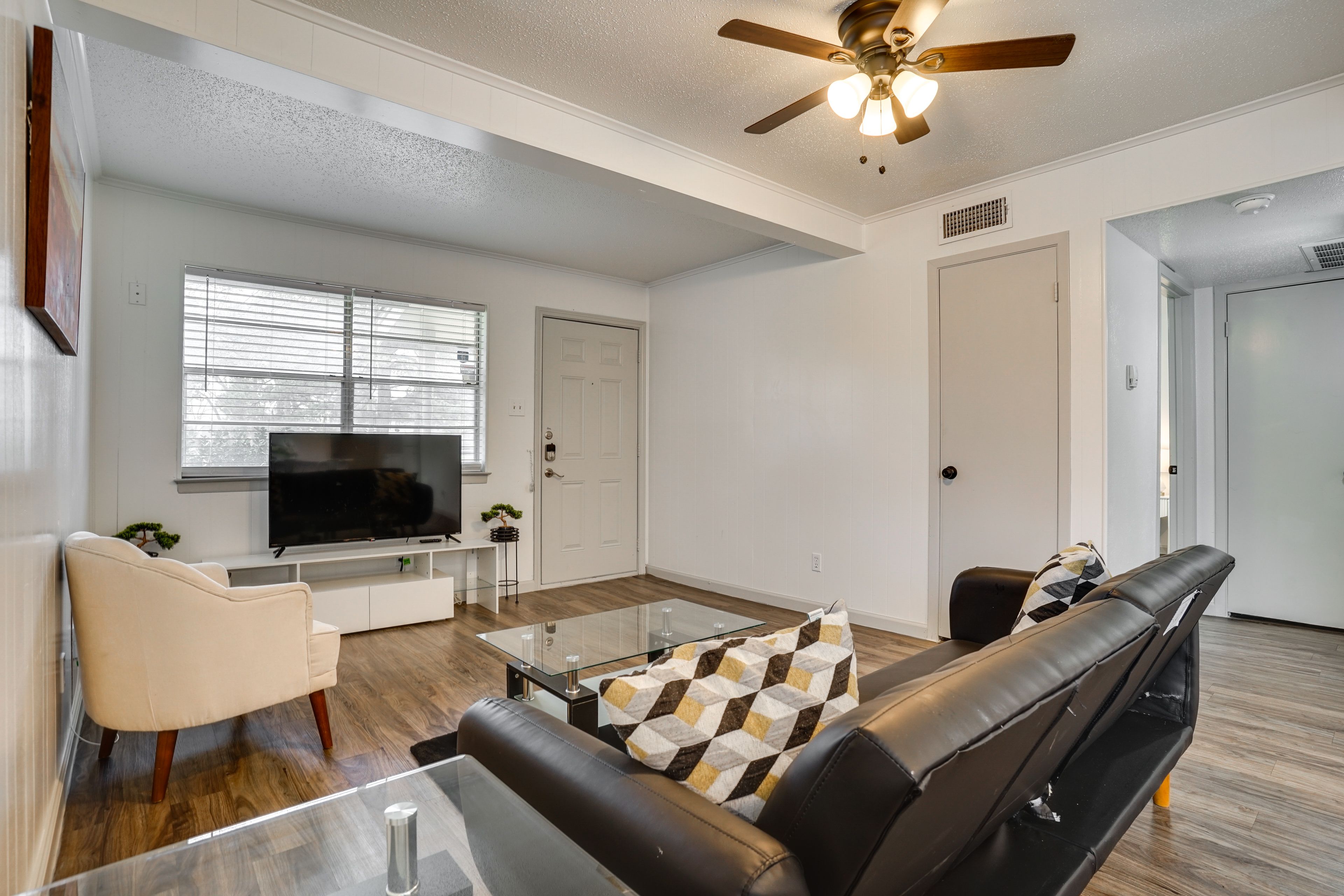 Unit 2 | Living Room