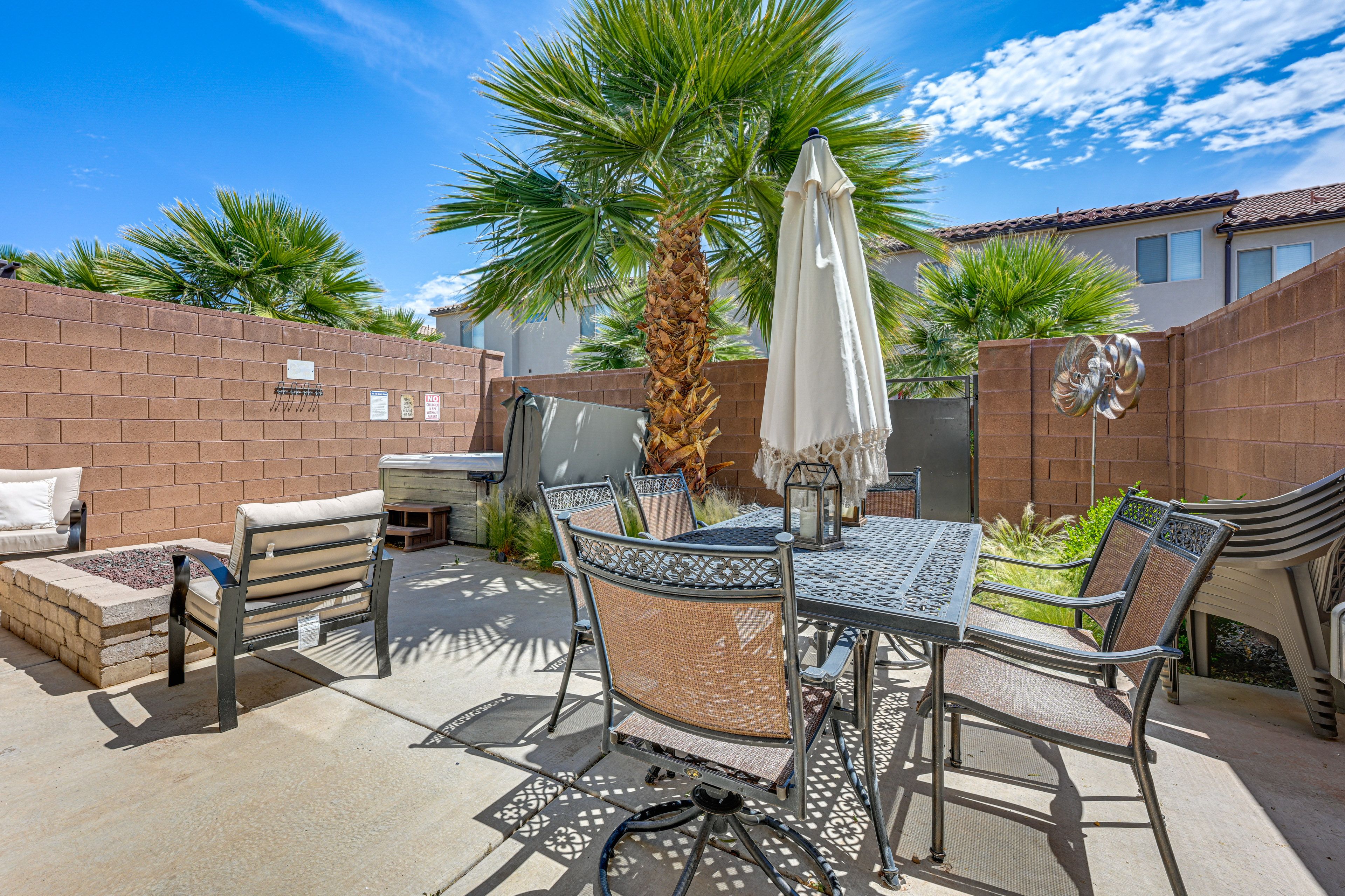 Washington Vacation Rental | 3BR | 3BA | 1,866 Sq Ft