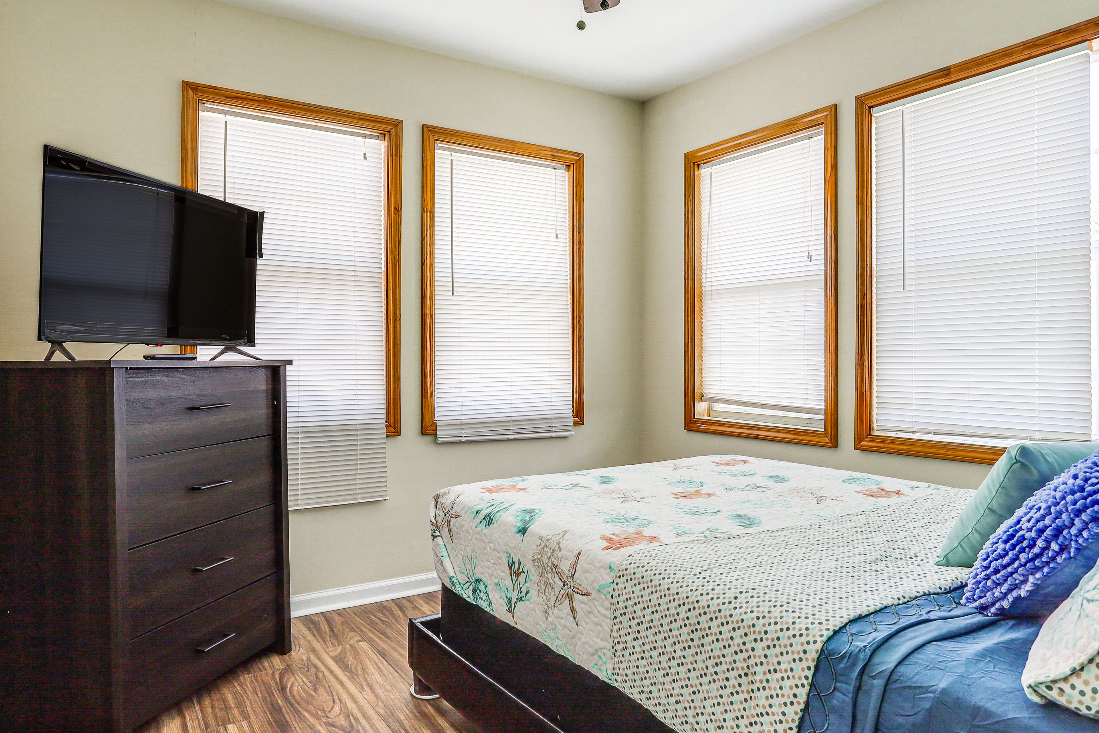 Bedroom 4 | Unit 3103 | 2nd Floor | Queen Bed