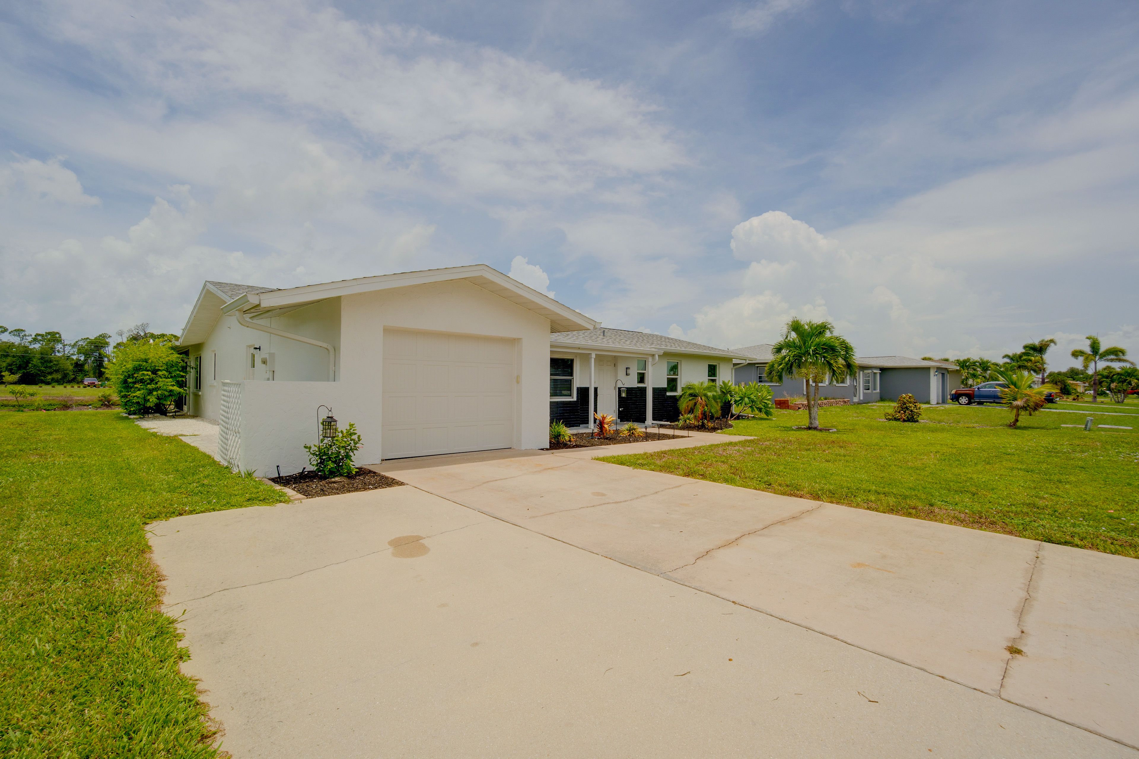 Driveway Parking | 2 Vehicles