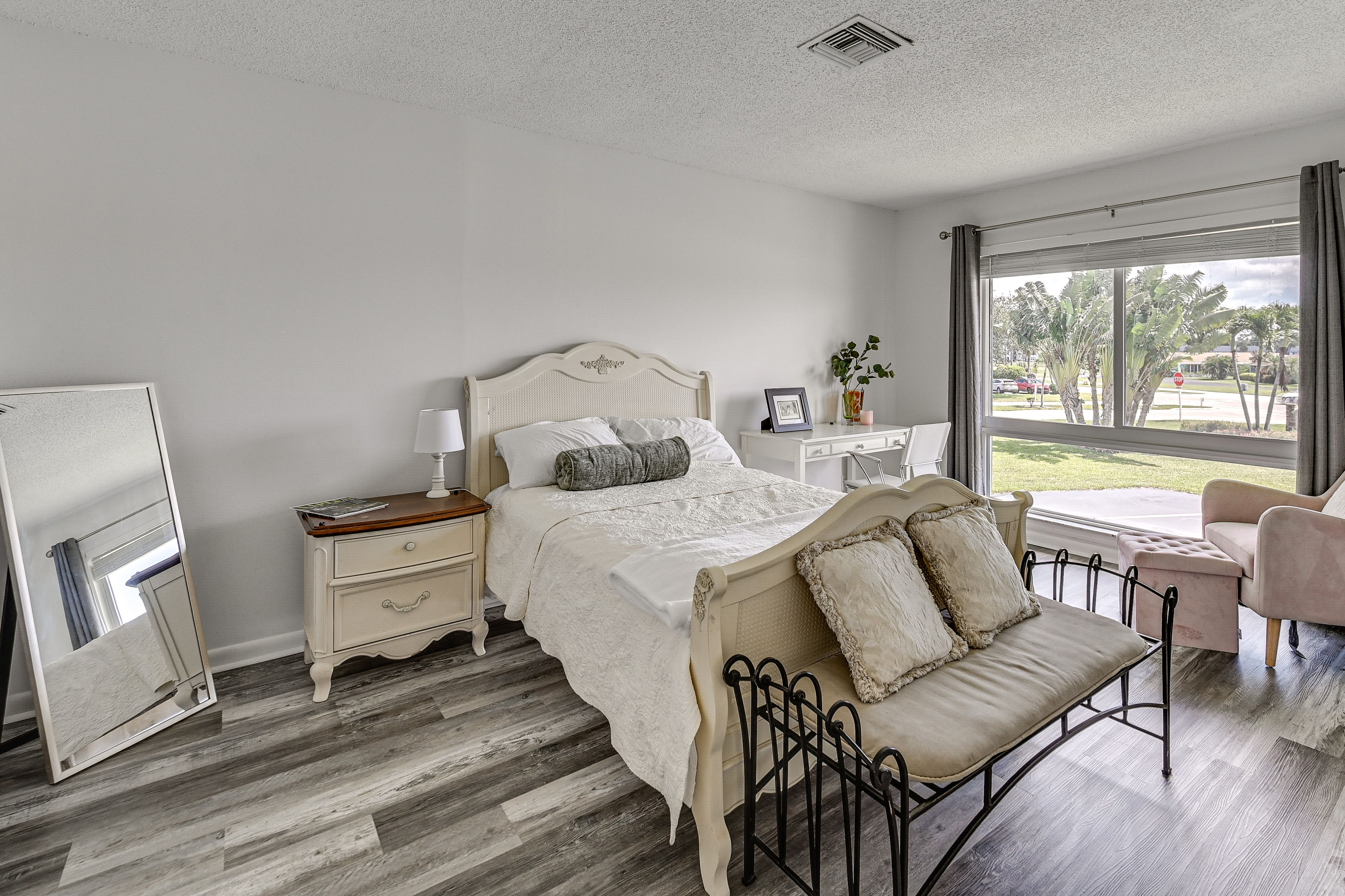 Bedroom 2 | Full Bed