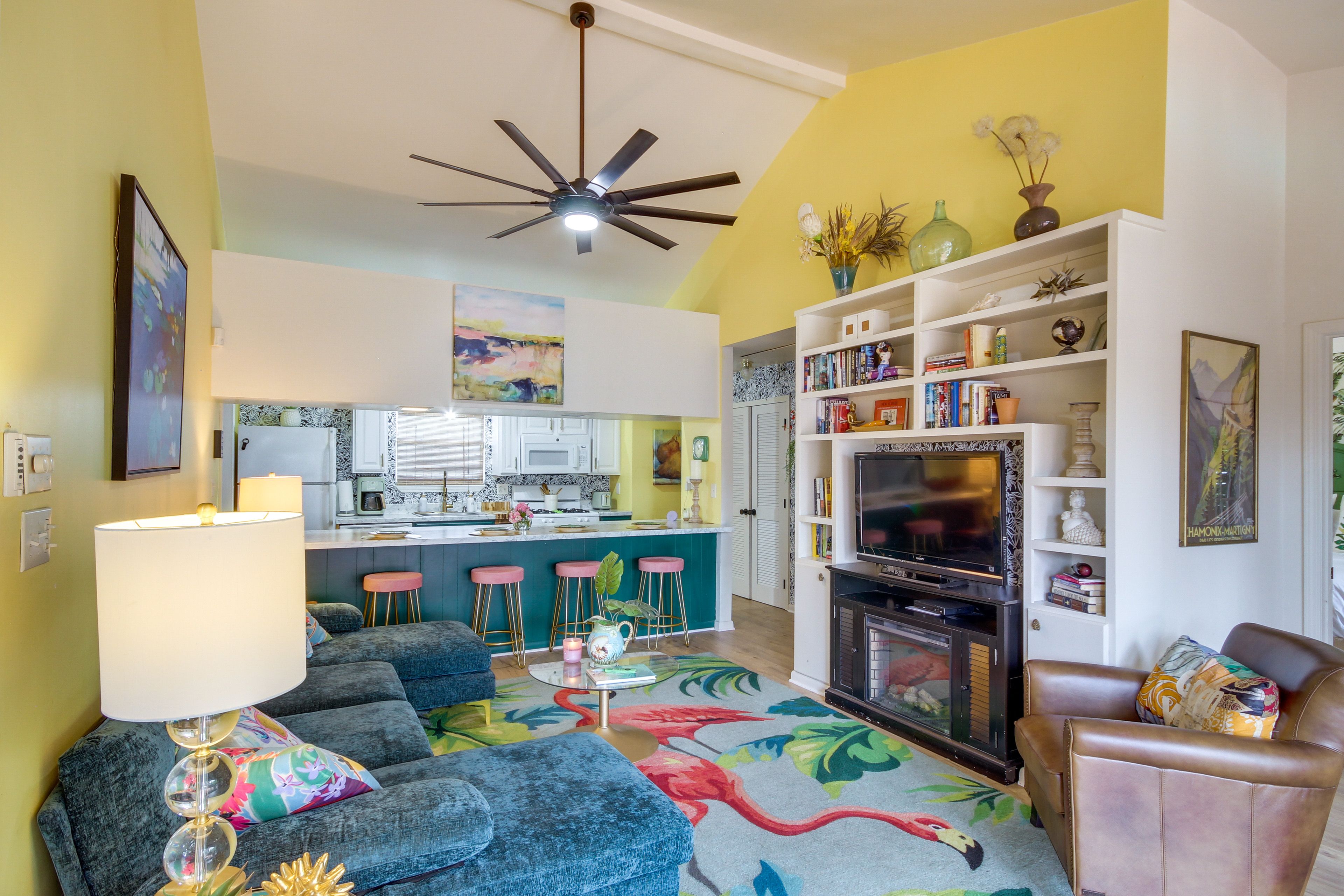 Deja View A | Living Room