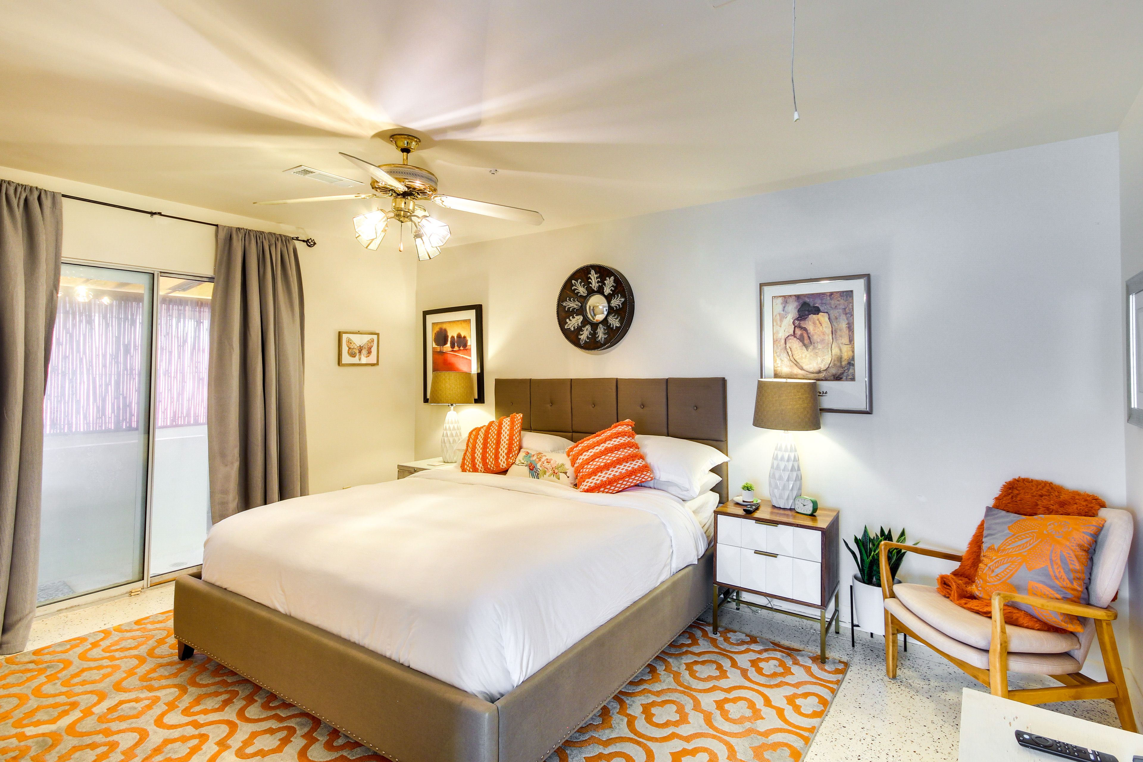 Deja View B | Bedroom 3 | King Bed