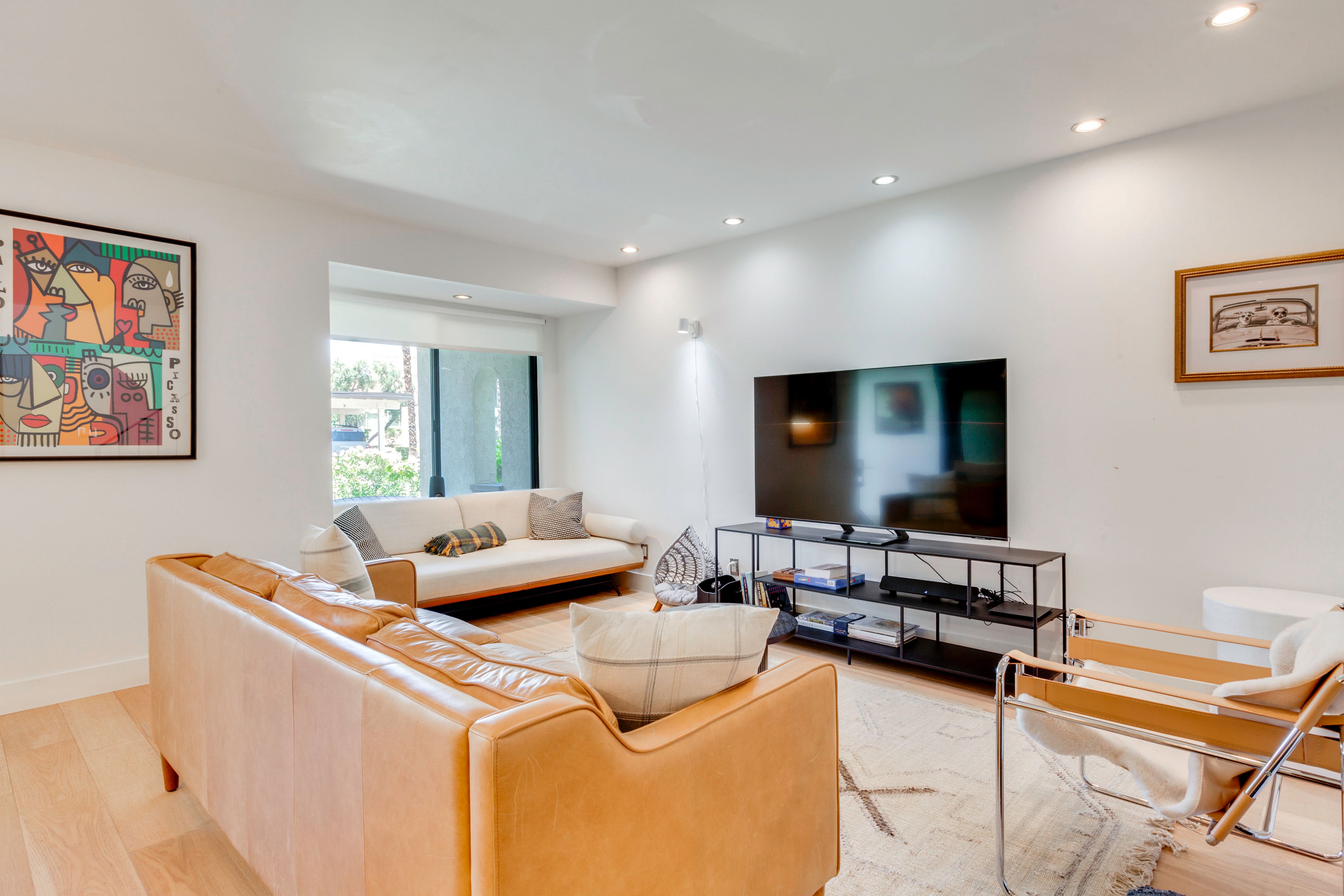 Living Room | Full Futon | 1st Floor