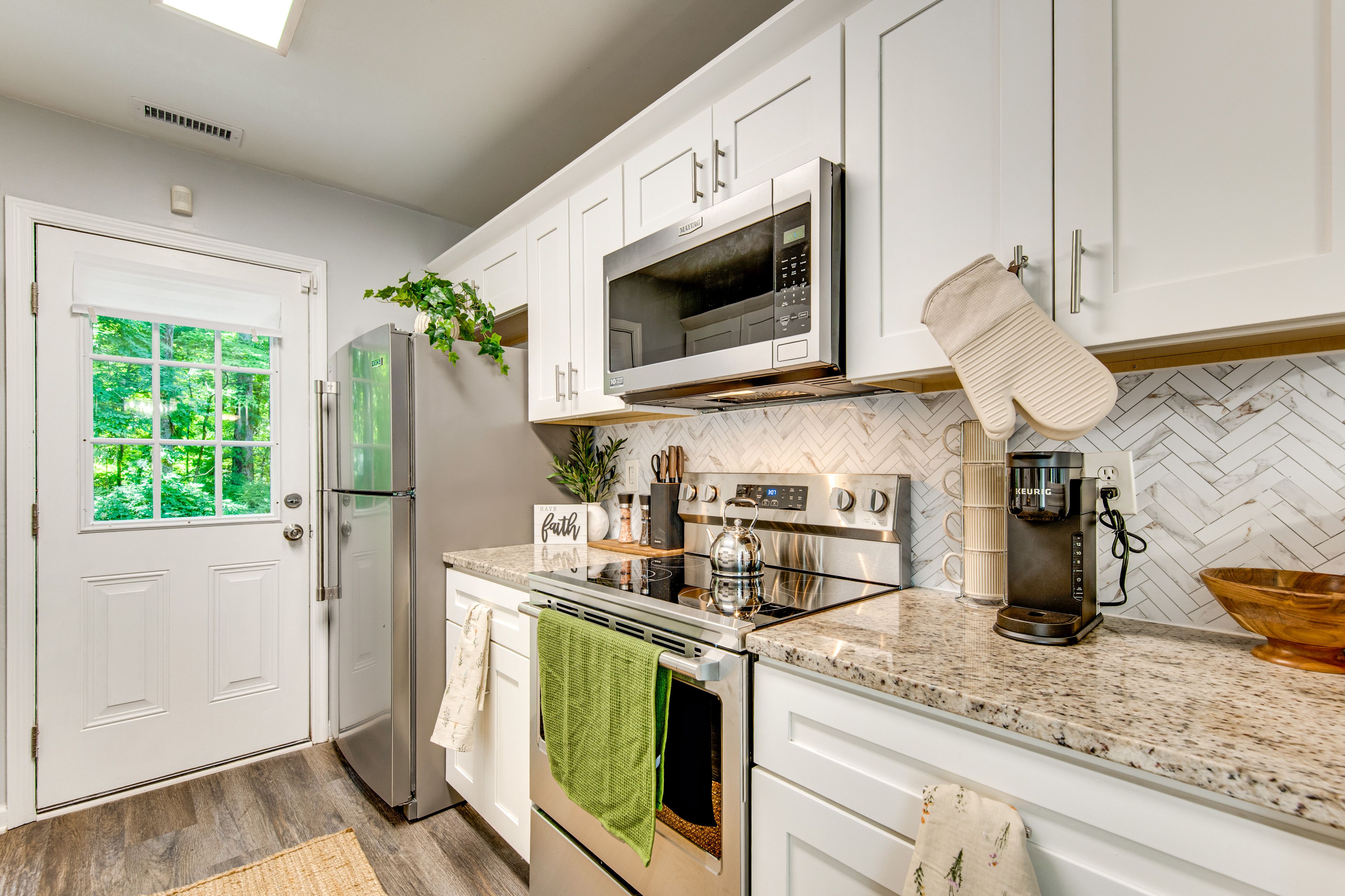 Kitchen | Keurig Coffee Maker