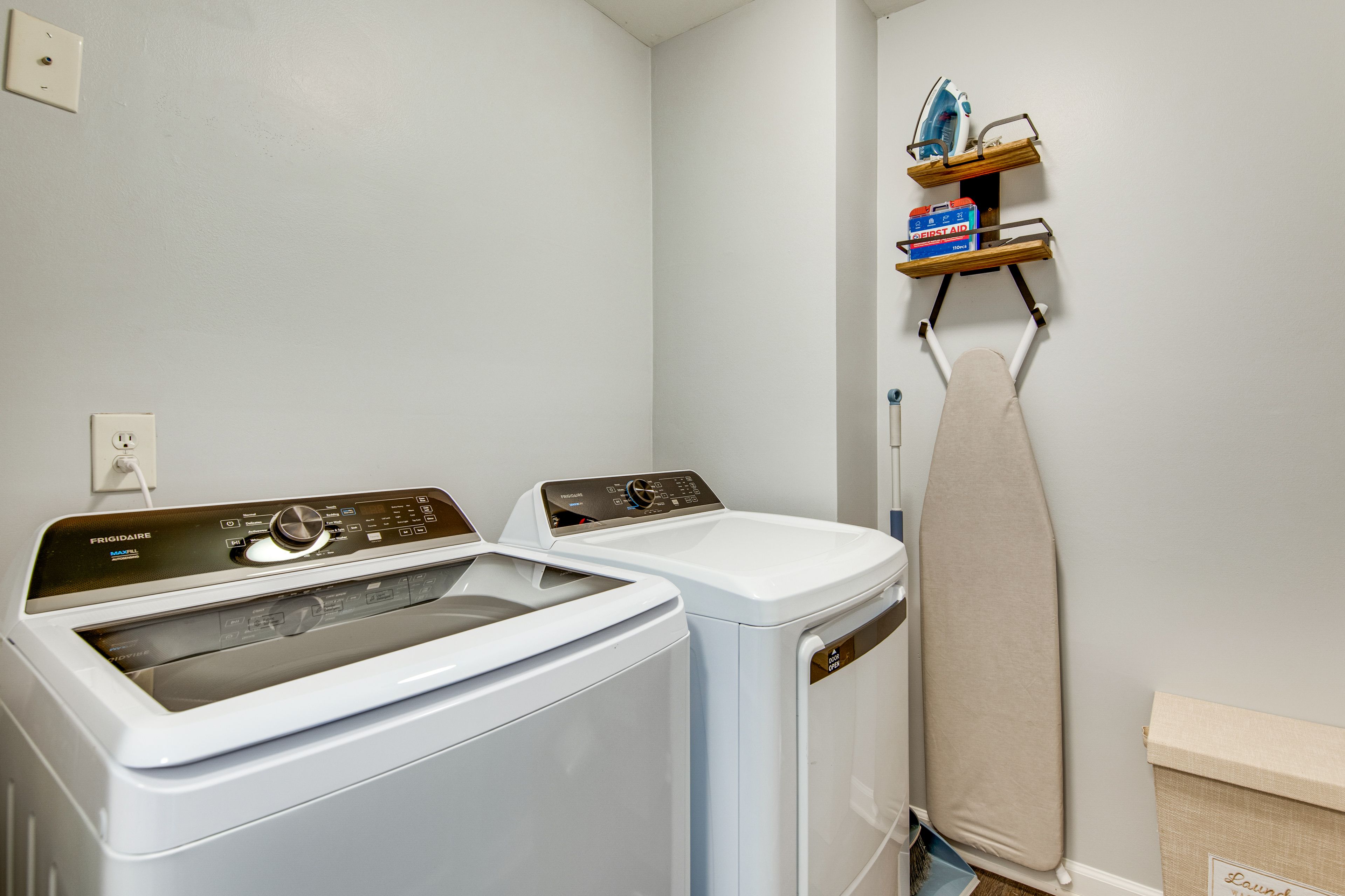 Washer & Dryer