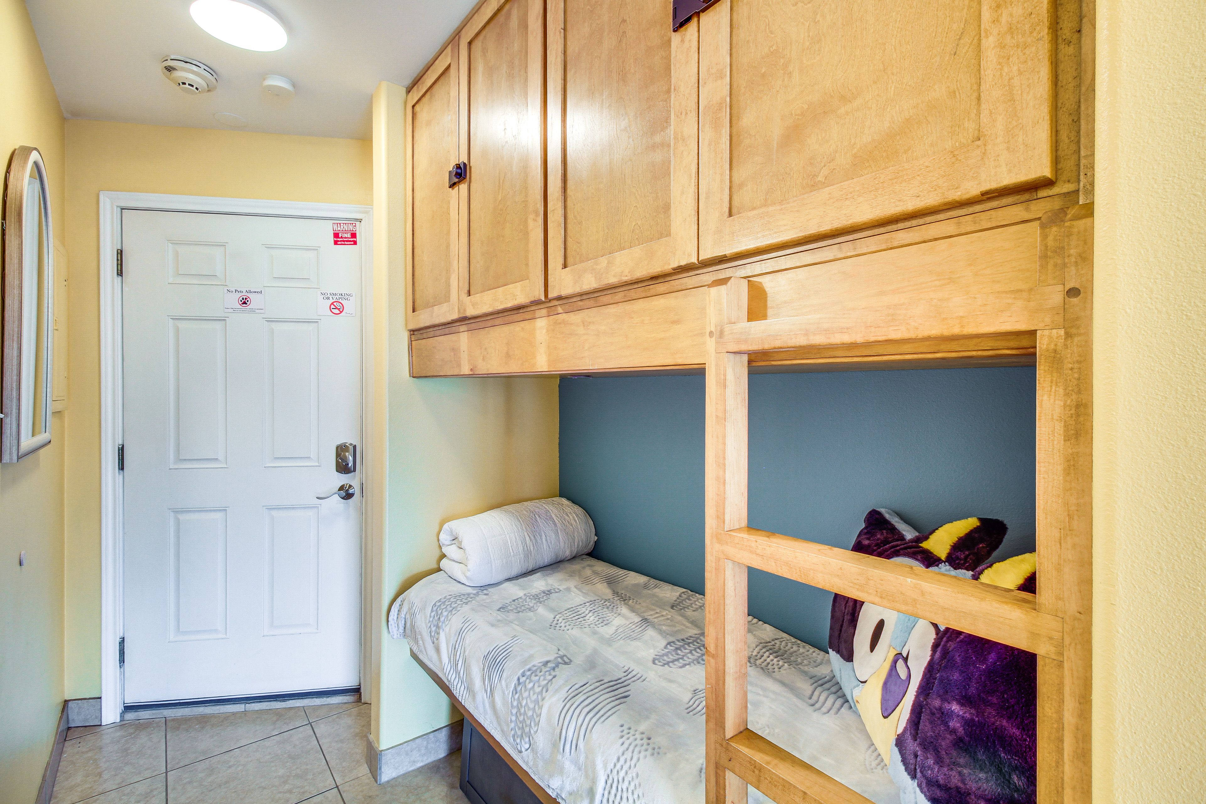 Hallway | Twin Bed